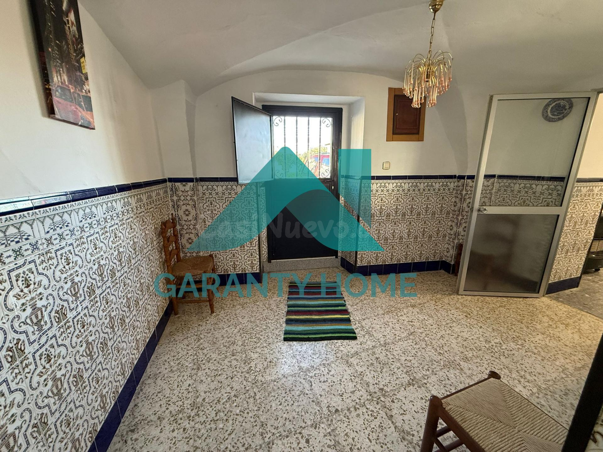¡CASA REFORMADA EN SIERRA DE FUENTES – LISTA PARA ENTRAR A VIVIR! ✨