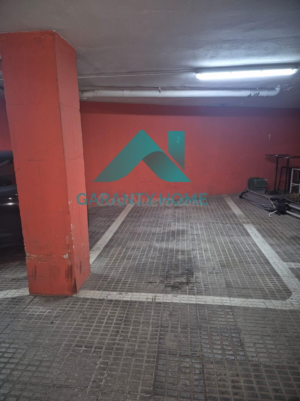 ✨ SE ALQUILA PLAZA DE GARAJE EN GIL CORDERO – CENTRO DE CÁCERES ✨