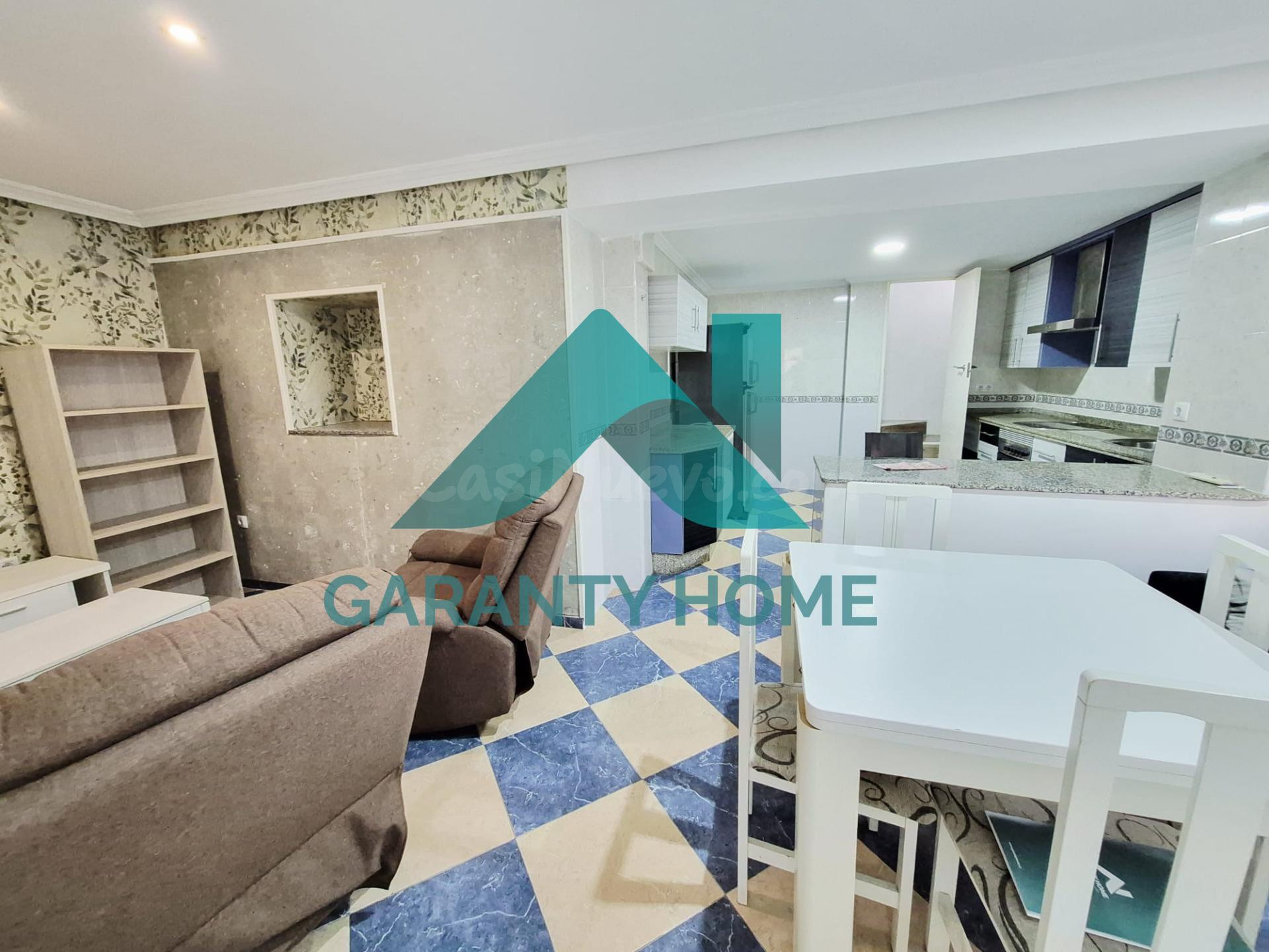 SE VENDE CASA DE DOS PLANTAS EN ALDEA MORET ✨ - foto 2