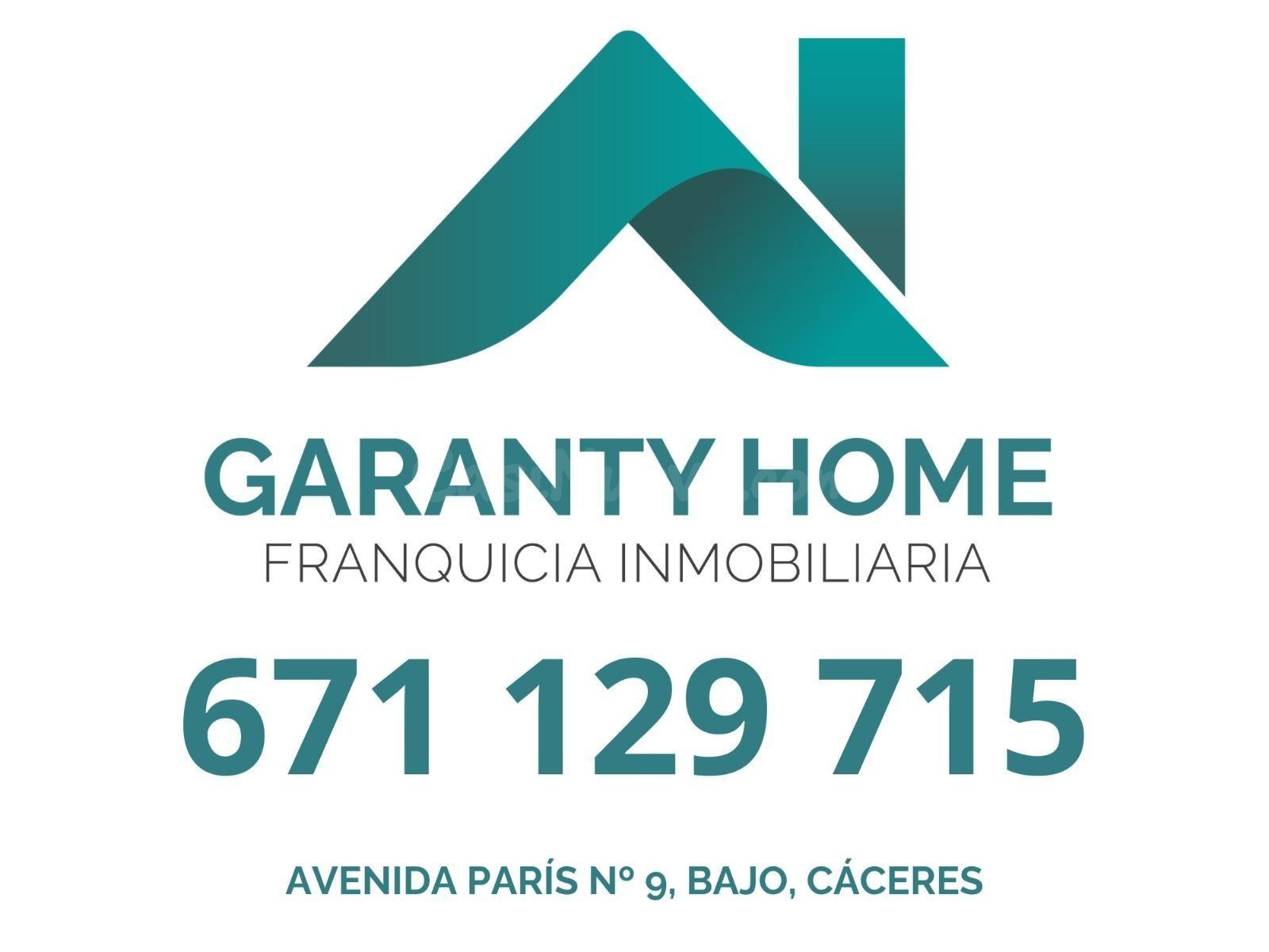 SE ALQUILA LOCAL COMERCIAL EN PLENO CENTRO ✨