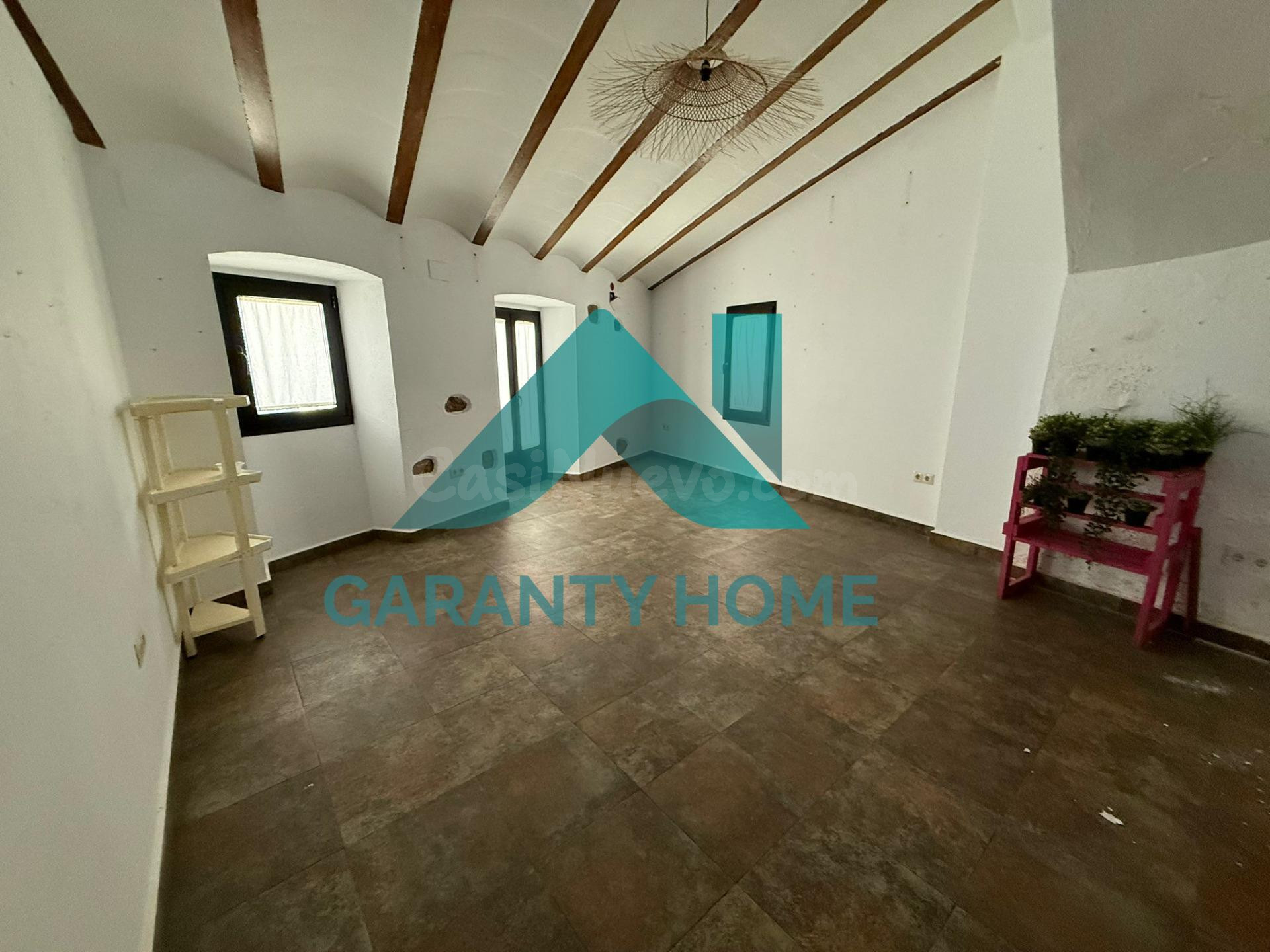¡LOCAL COMERCIAL EN VENTA EN CÁCERES – ZONA PIZARRO! ✨ - foto 2