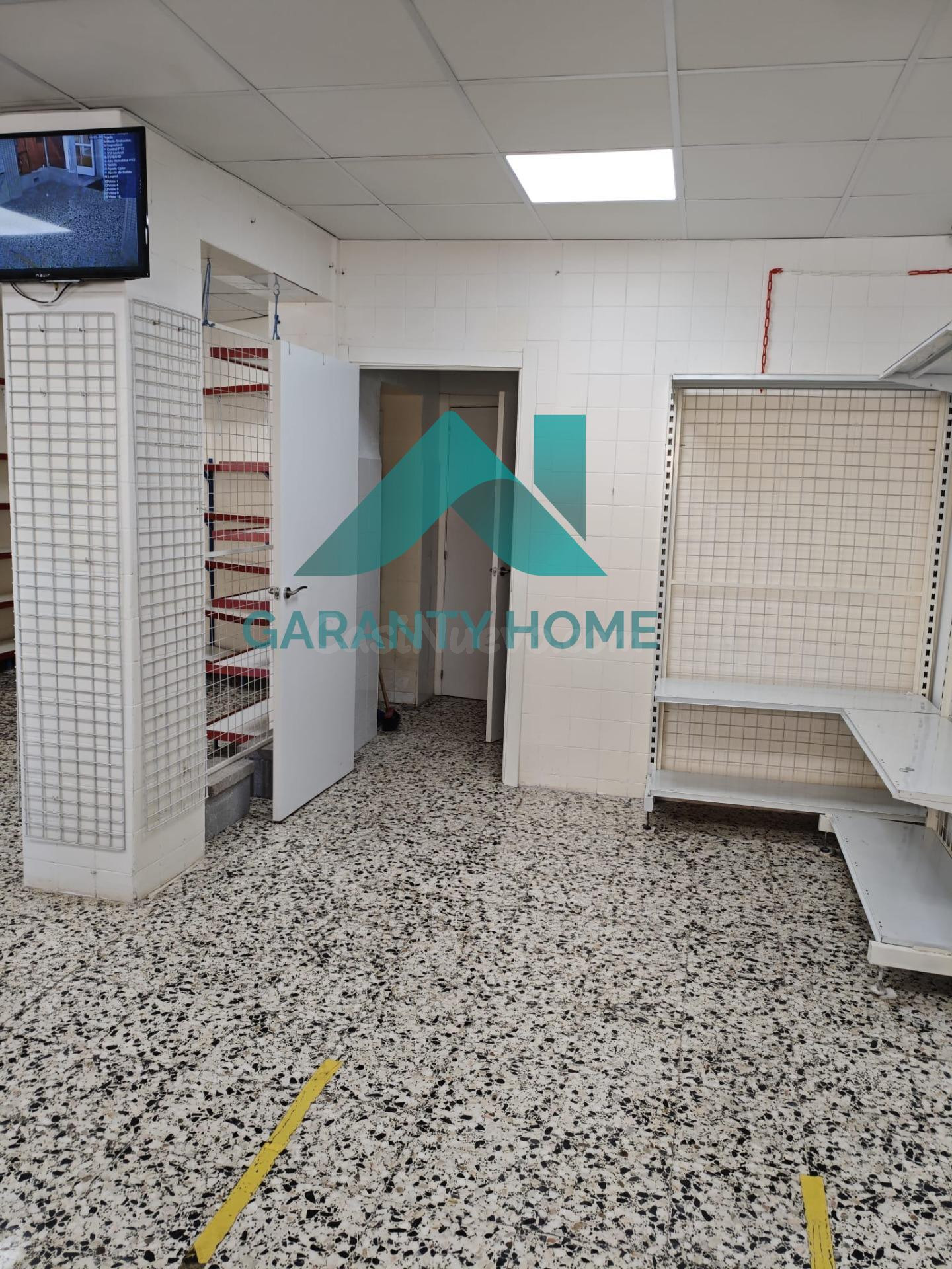 ✨ LOCAL EN ALQUILER EN ZONA LLOPIS – CÁCERES✨ - foto 4