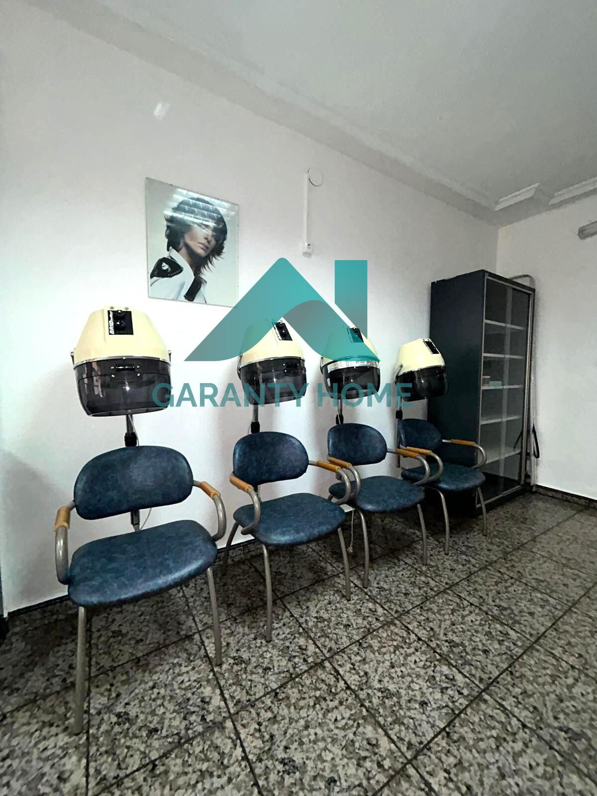 ¡LOCAL COMERCIAL EN LA MADRILA – PLAZA DE BRUSELAS, CÁCERES! - foto 3