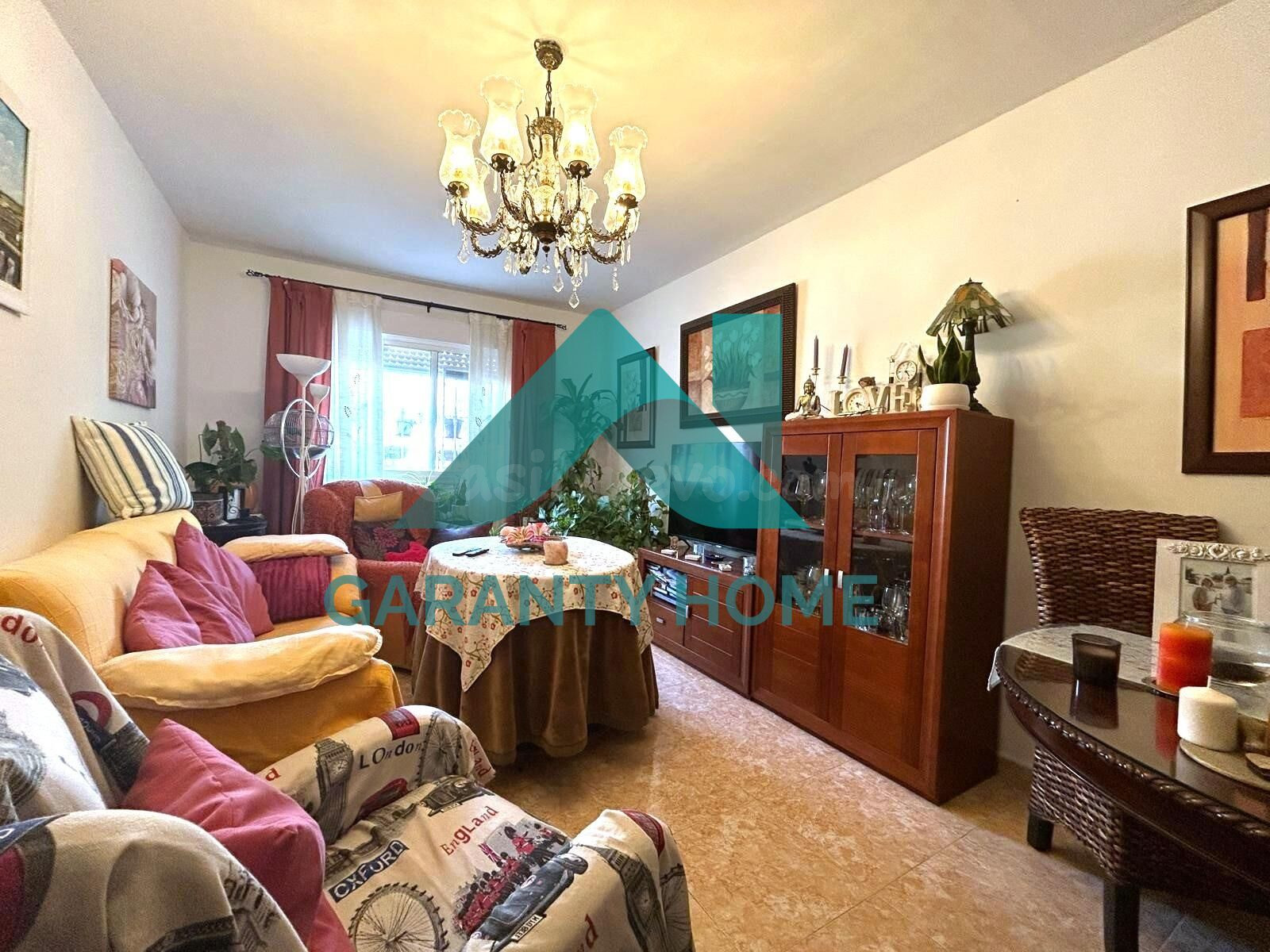 ¡CHALET ADOSADO EN RESIDENCIAL GREDOS – CÁCERES! ✨ - foto 4
