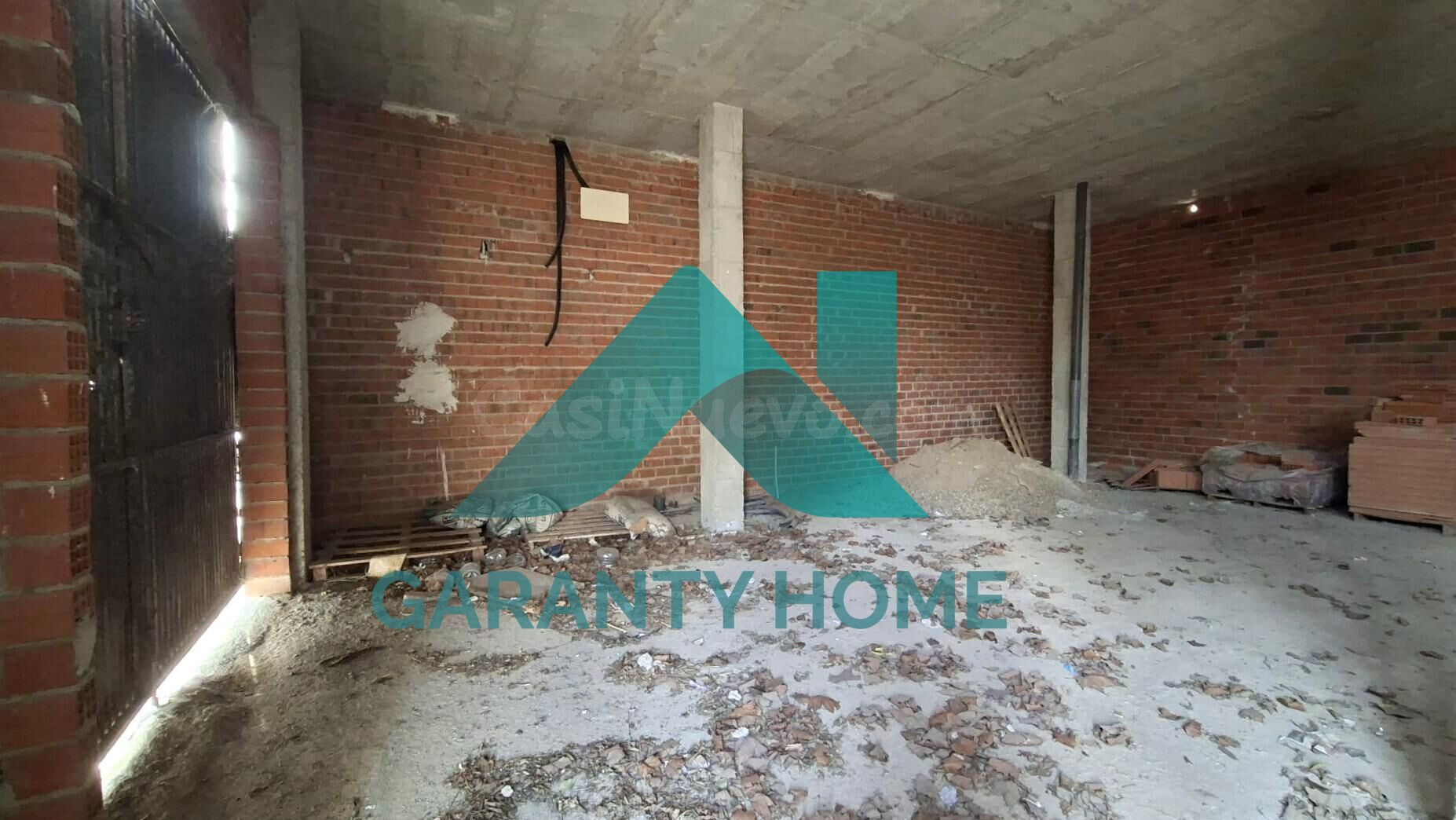LOCAL EN BRUTO EN VENTA – GRAN OPORTUNIDAD DE INVERSIÓN ✨ - foto 4