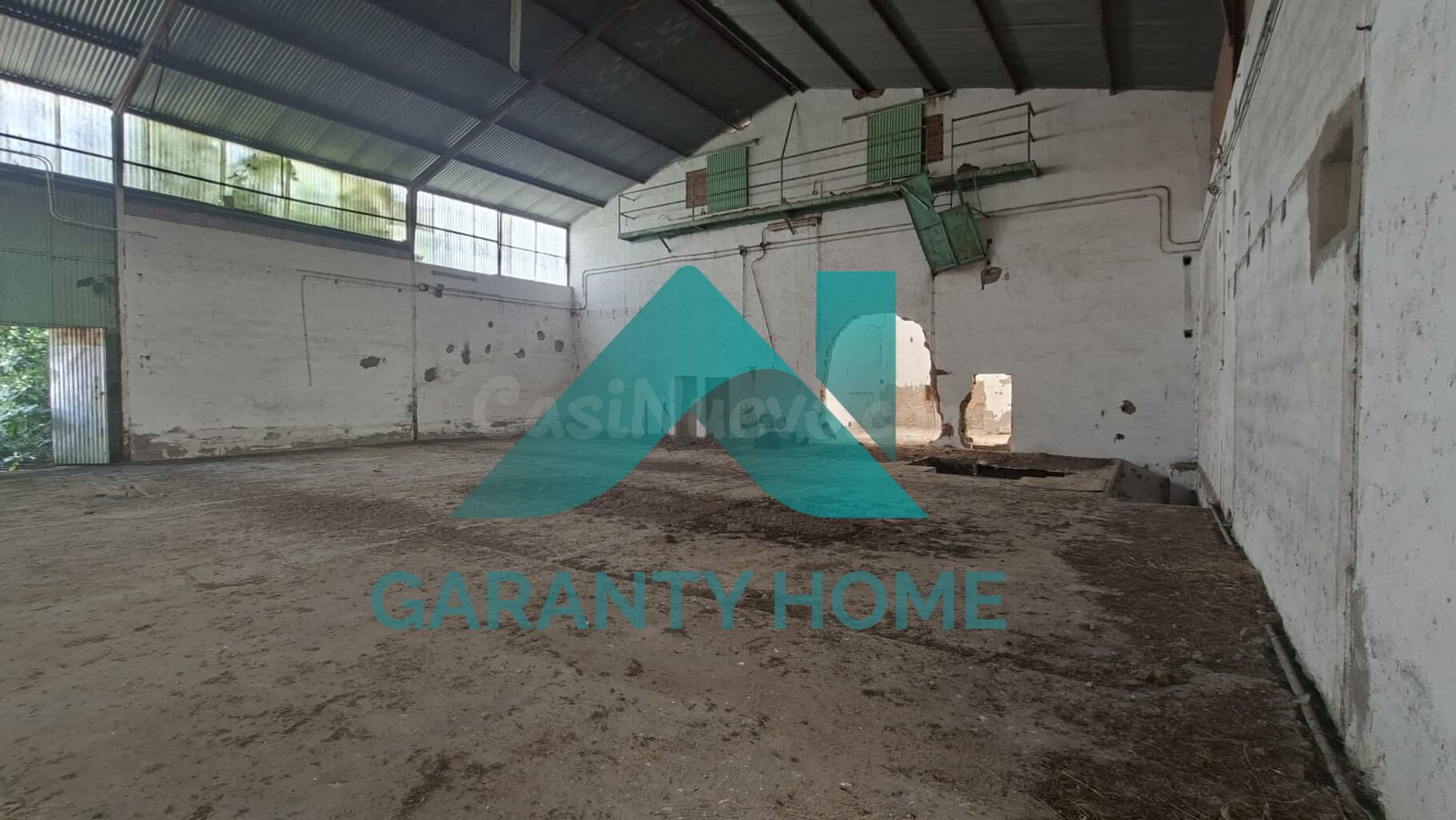 ESPECTACULAR PARCELA INDUSTRIAL CON DOS NAVES – JUNTO A LA A - foto 3