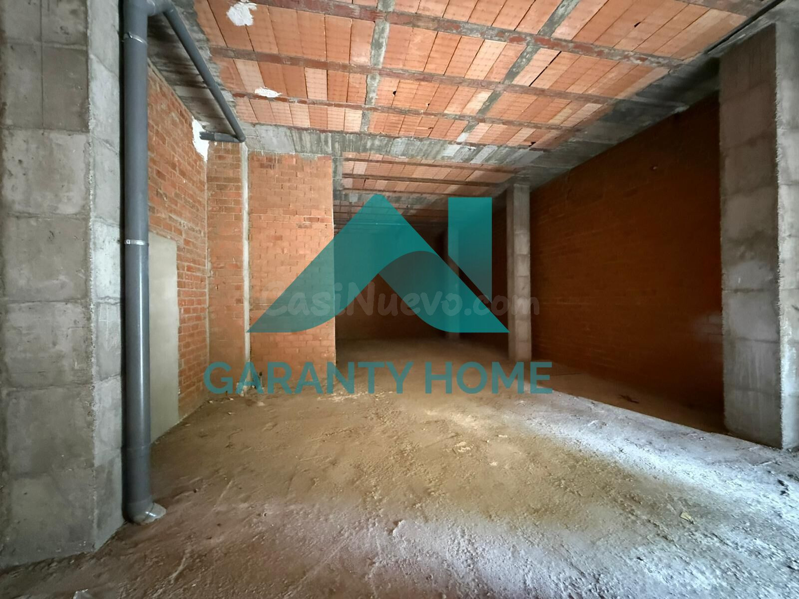 ¡LOCAL COMERCIAL EN ALQUILER EN ZONA EROSKI – GRAN POTENCIAL - foto 3