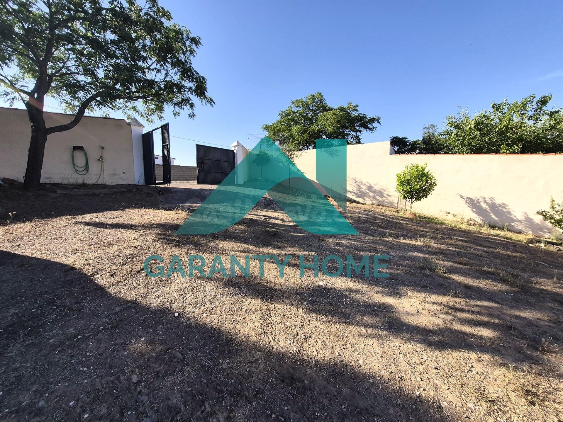**PARCELA EN VENTA EN POLÍGONO GANADERO (CÁCERES)** ✨ - foto 2
