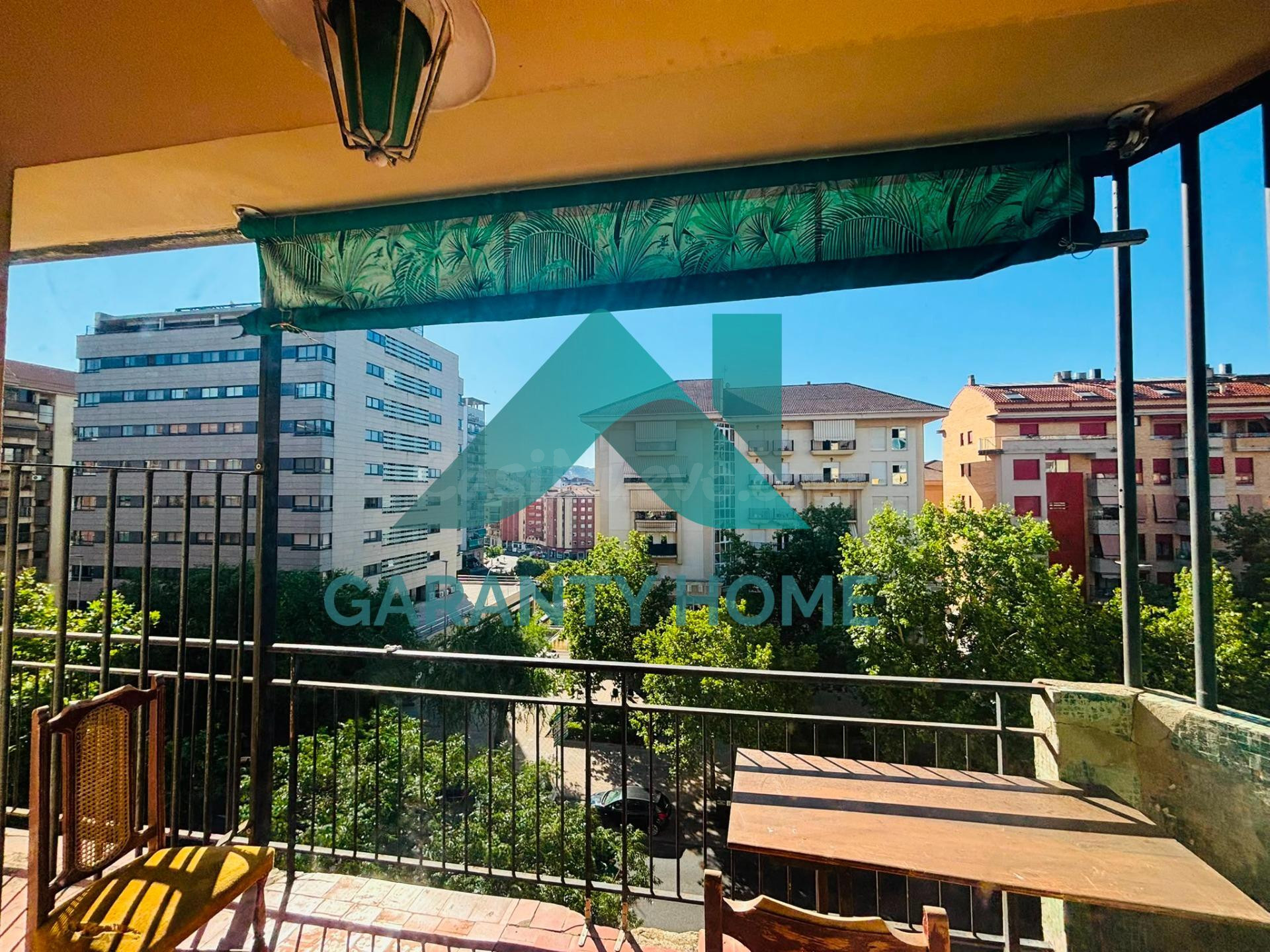 ¡INVERSIÓN ÚNICA EN AVENIDA DE ALEMANIA, CÁCERES! - foto 2