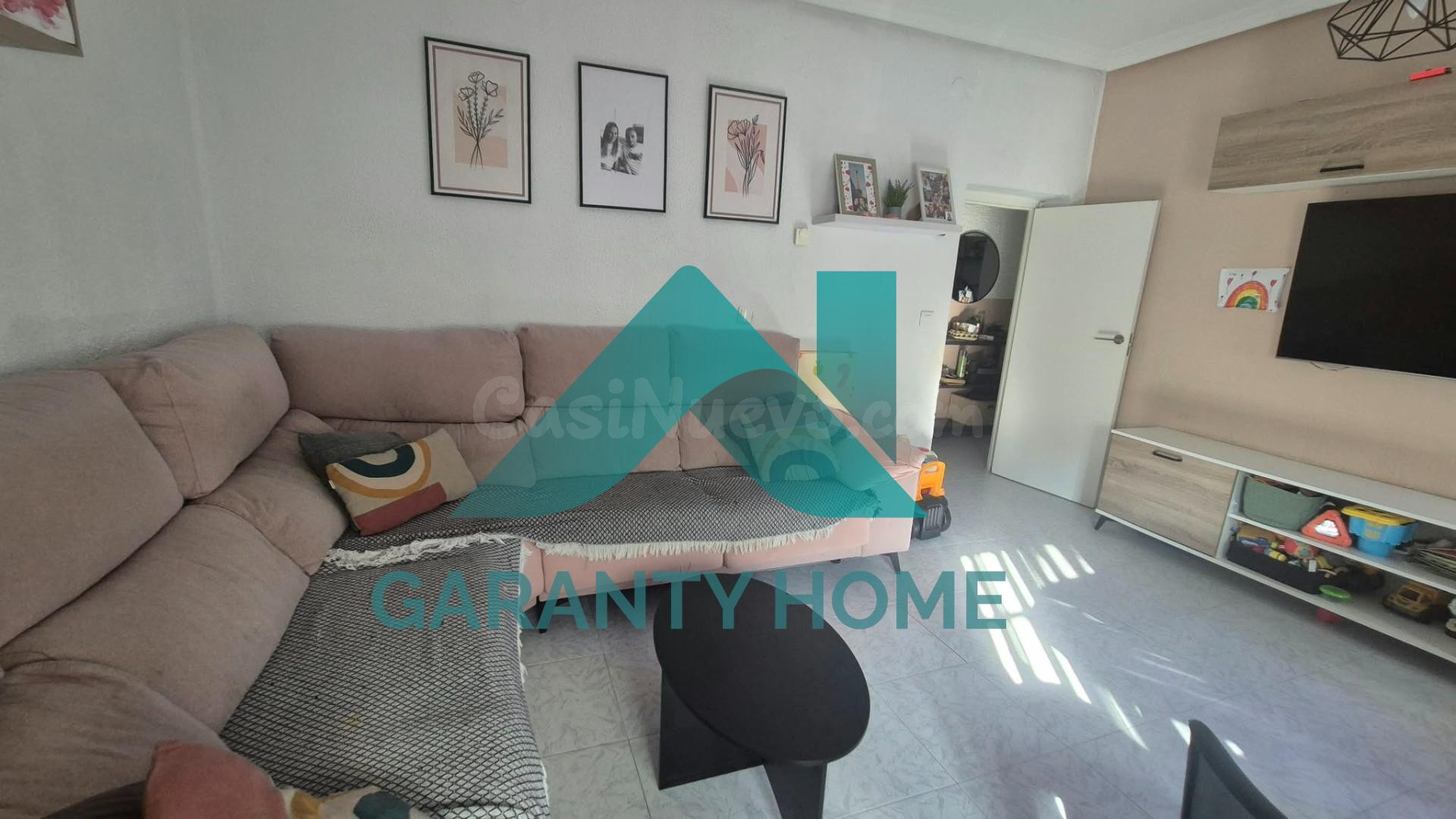 ¡SE VENDE PISO EN PLANTA BAJA CON PATIO! - foto 2