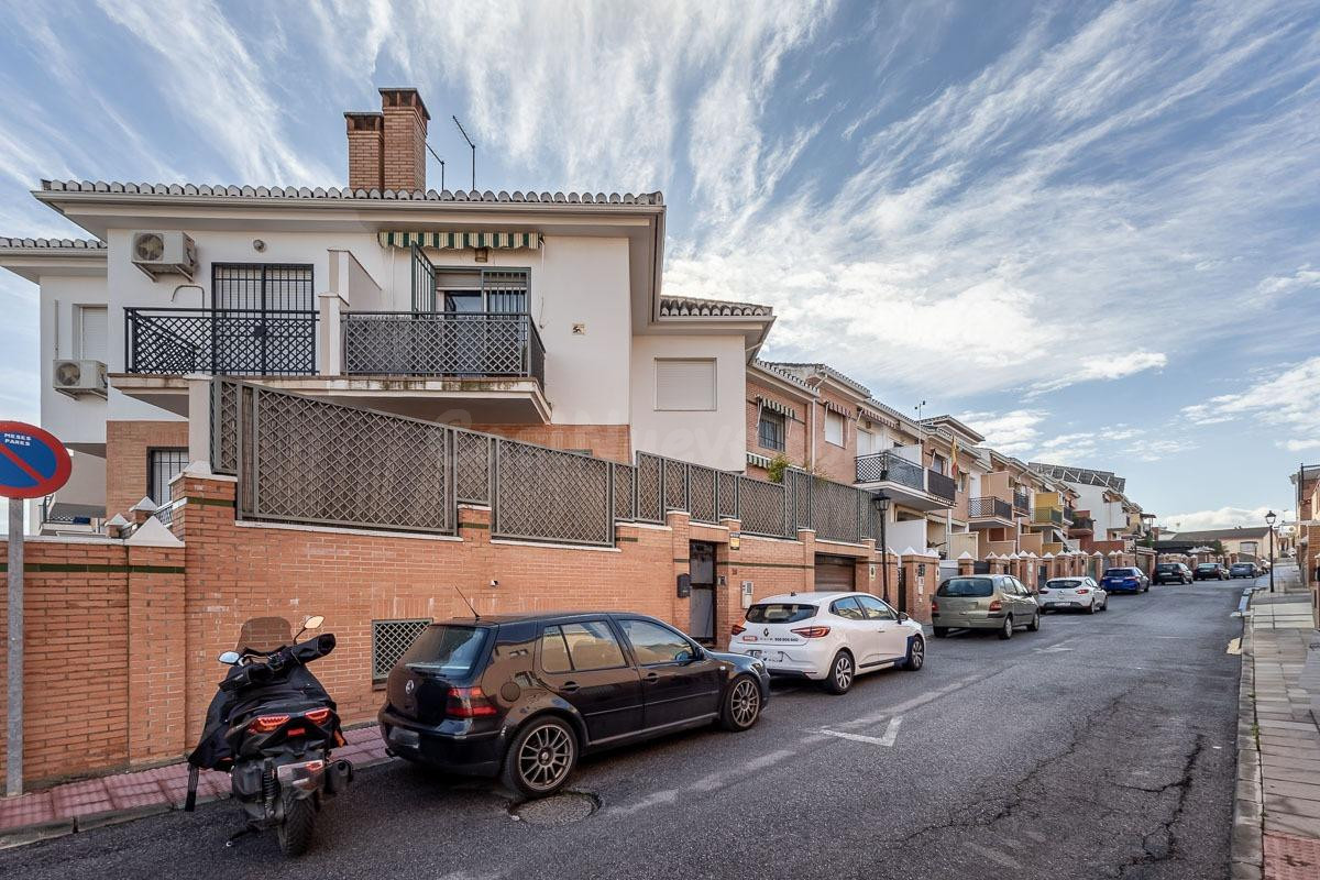 Encanto, luz y calidad de vida en Ogíjares, a un paso de Gra - foto 2