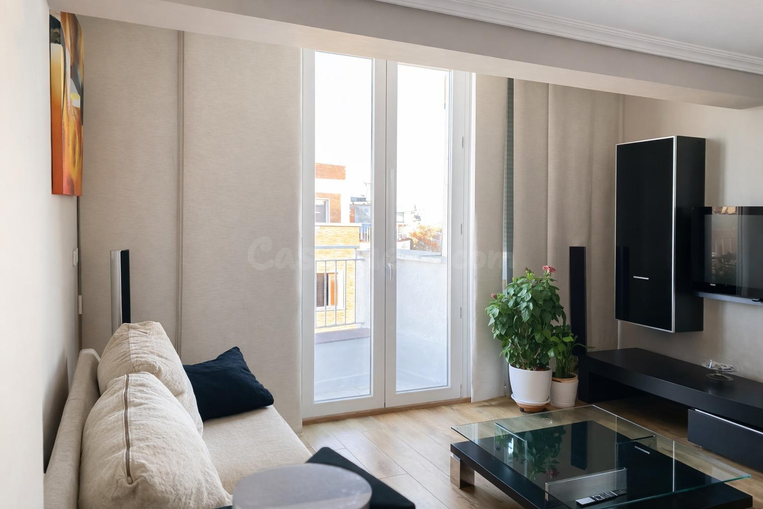 Quinta planta con terraza y vistas despejadas en plena Calle Alcalá - foto 4