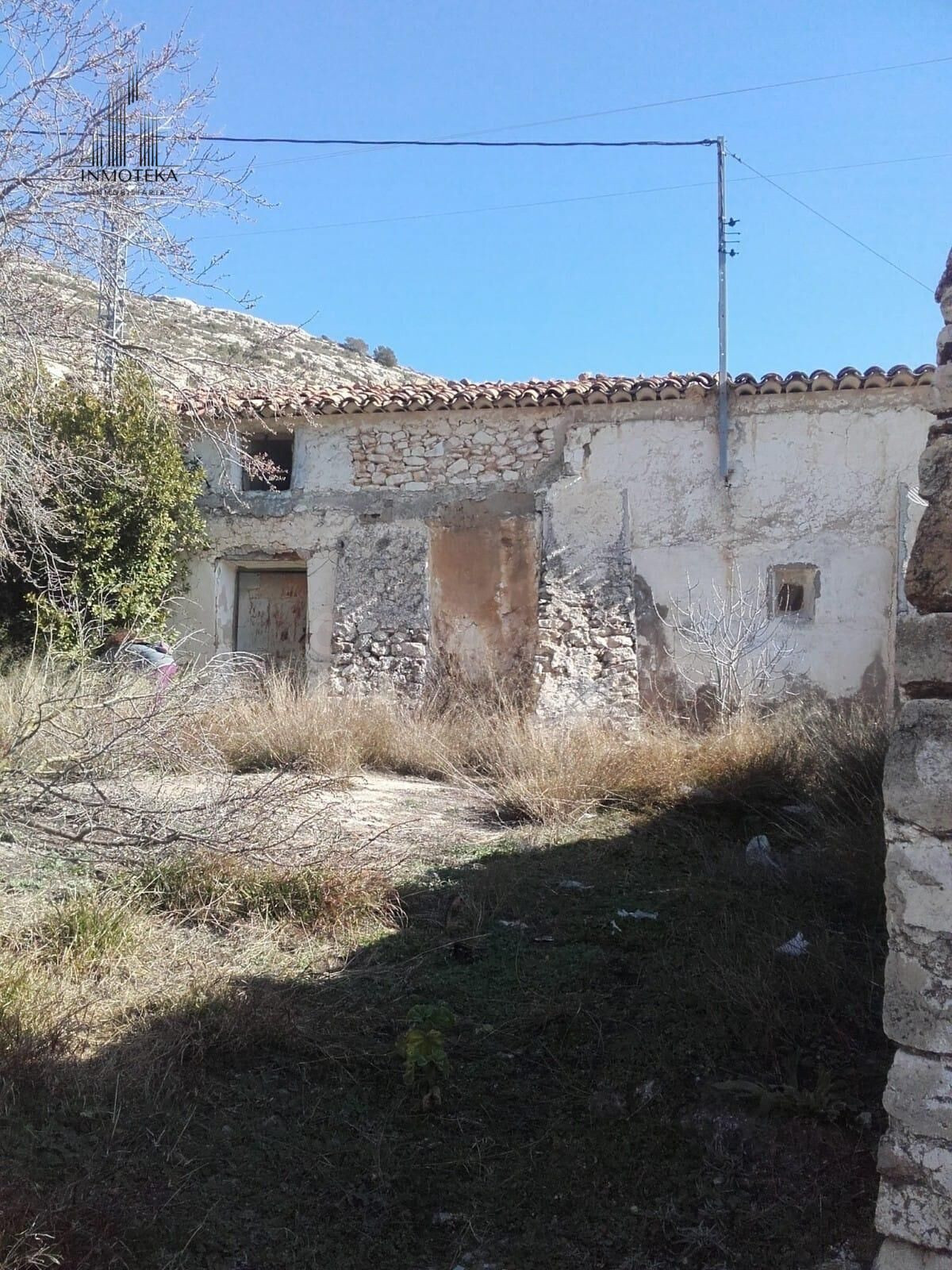 REF: C101 GRUPO INMOTEKA INMOBILIARIA VENDE CASA CON TERRENO - foto 2