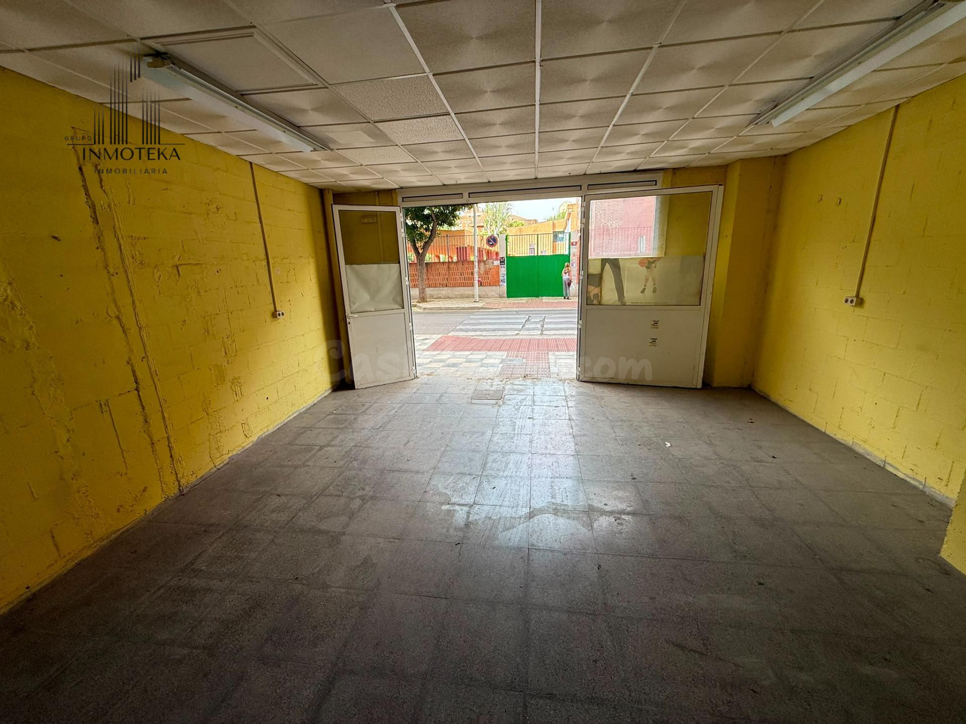 REF: C121 GRUPO INMOTEKA INMOBILIARIA ALQUILA LOCAL COMERCIA - foto 2