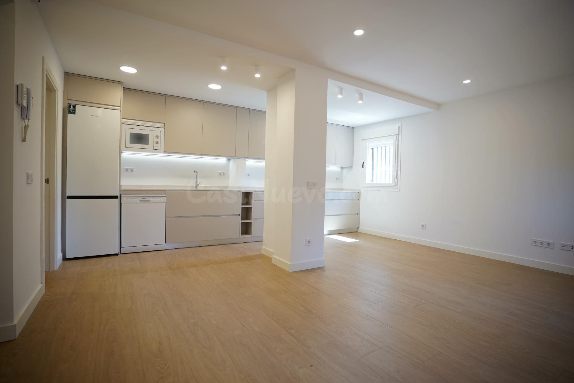 Chalet 2 habitaciones 61m² en alquiler - Zona Estación - foto 5