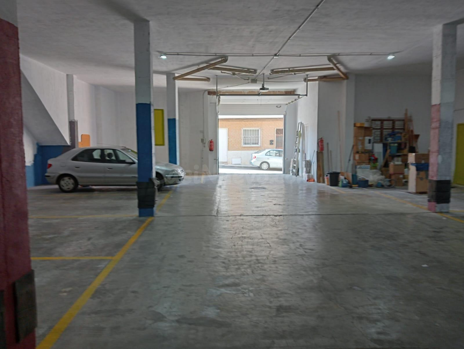 GARAJE EN LOS BARREROS - foto 2