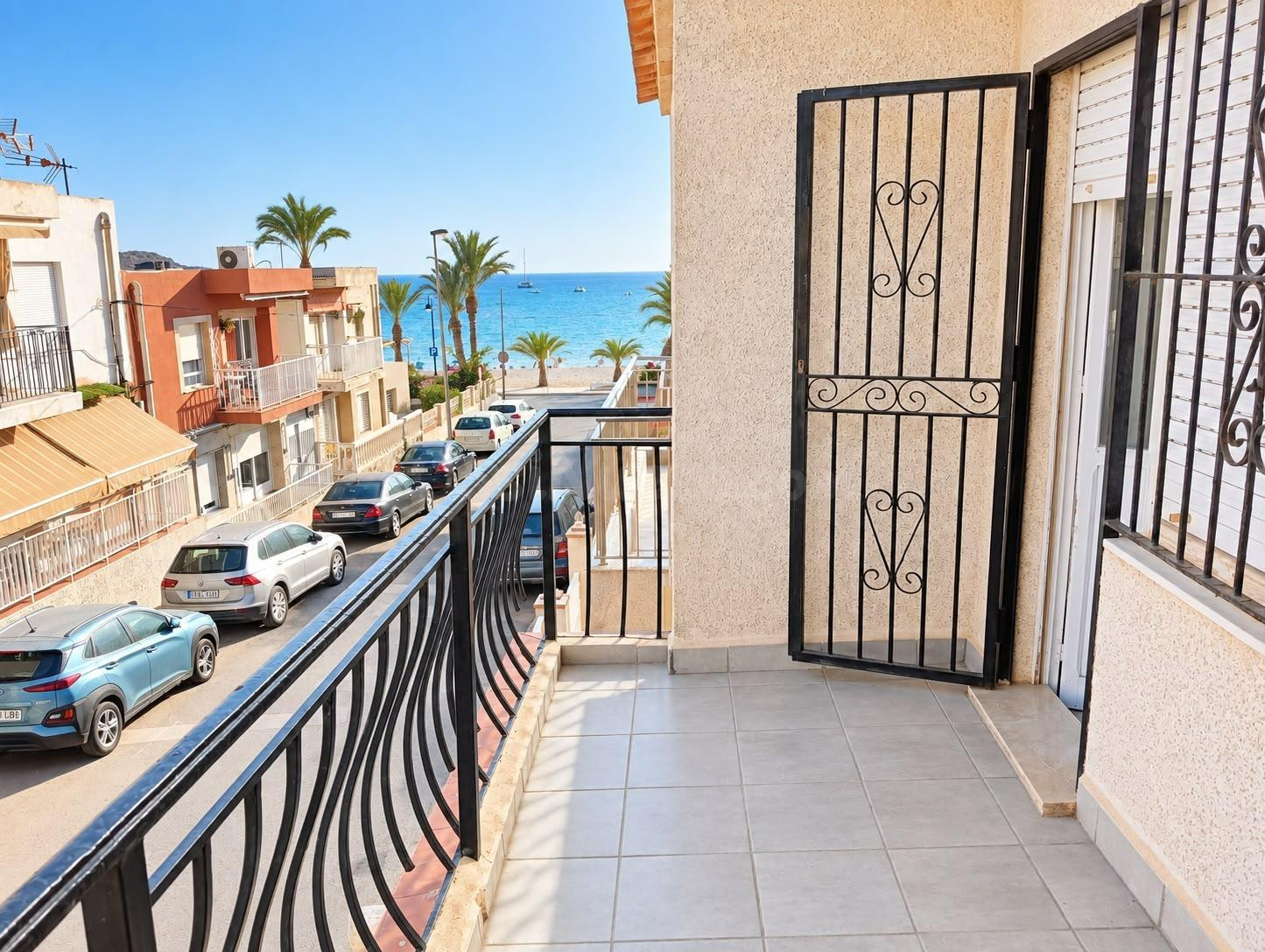 DÚPLEX EN VENTA LA AZHOÍA