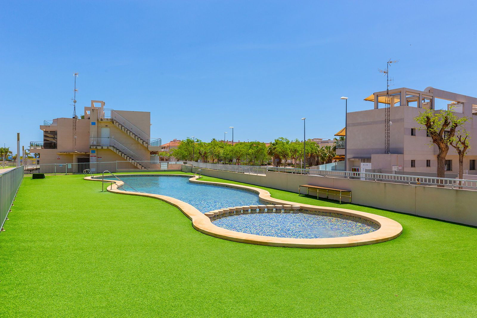 Apartamento 4 habitaciones 120m² en venta - Pueblo Latino - foto 2