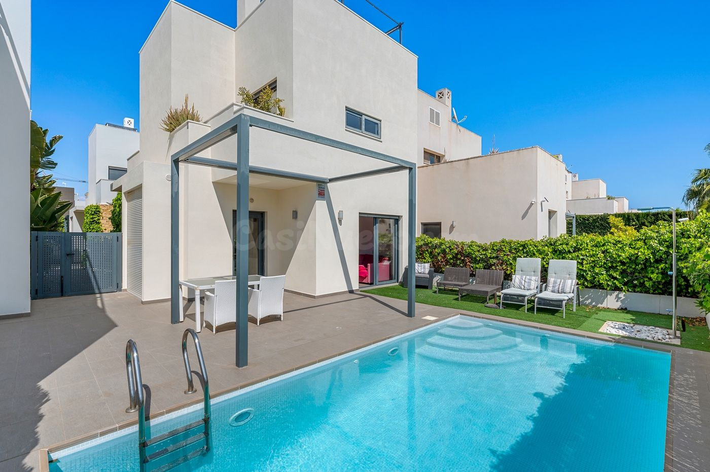 Villa 2 habitaciones 92m² en venta - Centro de la Ciudad Quesada