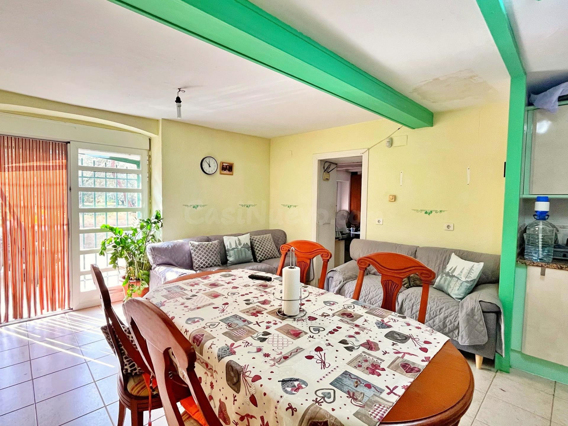 Chalet con finca rústica a 3 minutos del centro de Tortosa – - foto 5