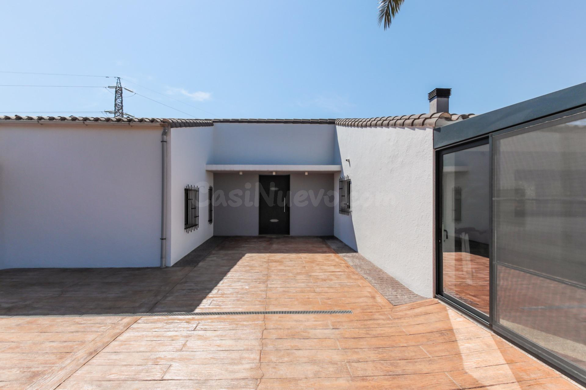 Chalet unifamiliar de obra nueva con doble parcela urbana en - foto 4