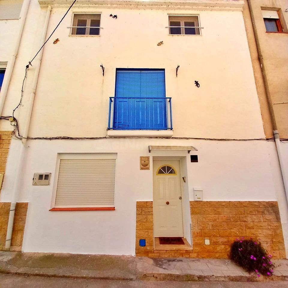 Encantadora casa de pueblo en Tivenys