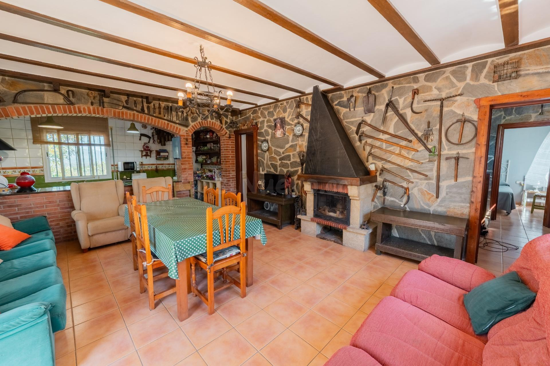 Chalet con encanto en El Perelló. - foto 2