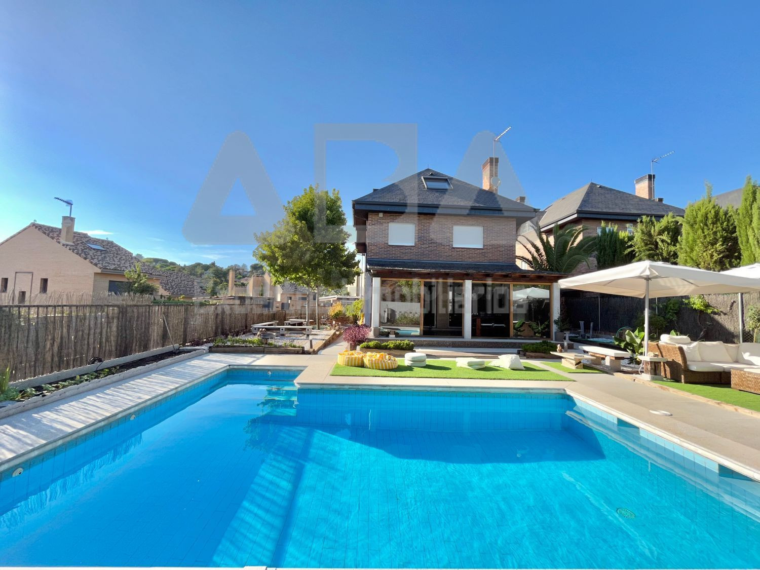 Chalet independiente en Los Peñascales, Torrelodones | 3 dor - foto 3