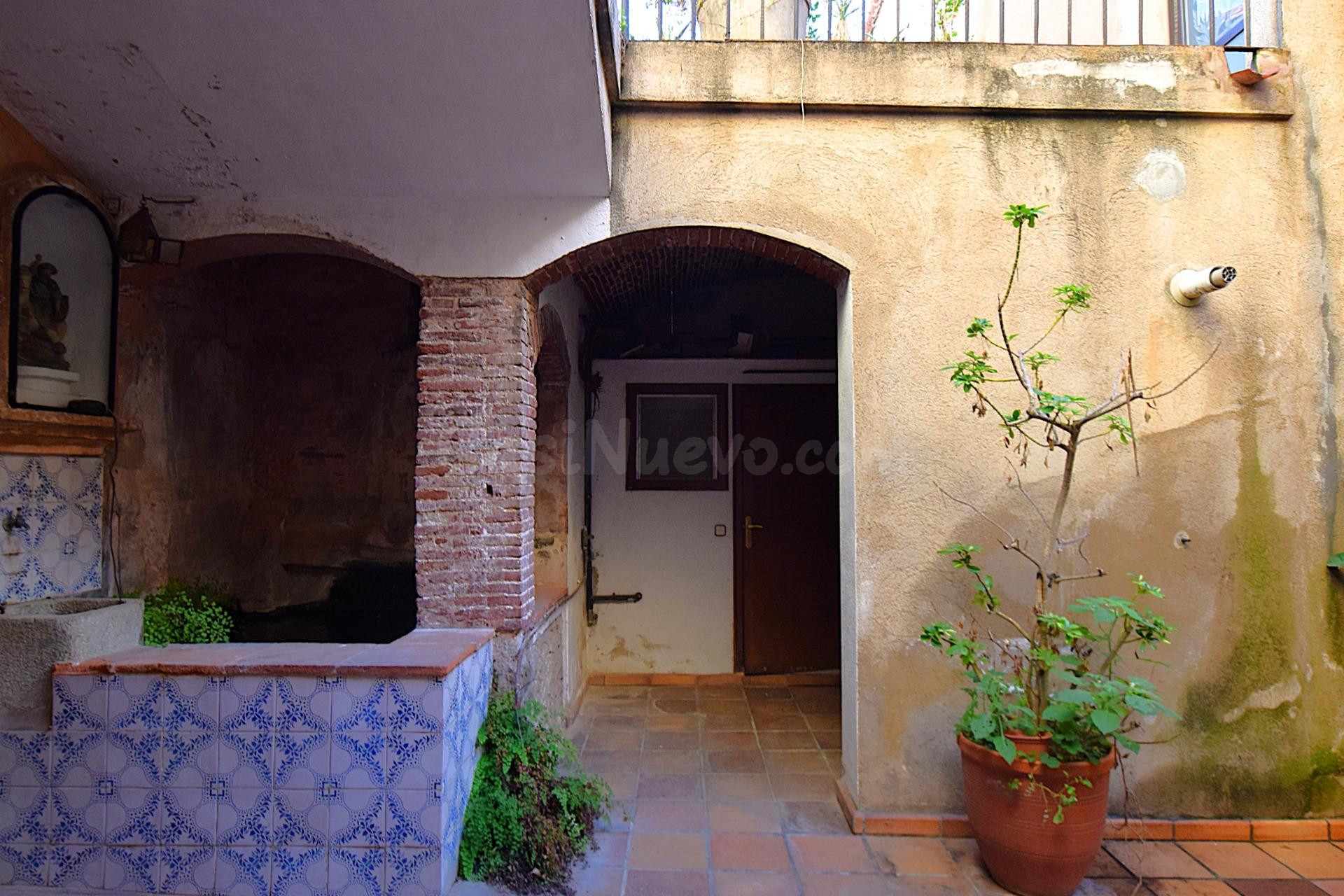 Casa en Mataró Centro con Espacio y muchas posibilidades - foto 4