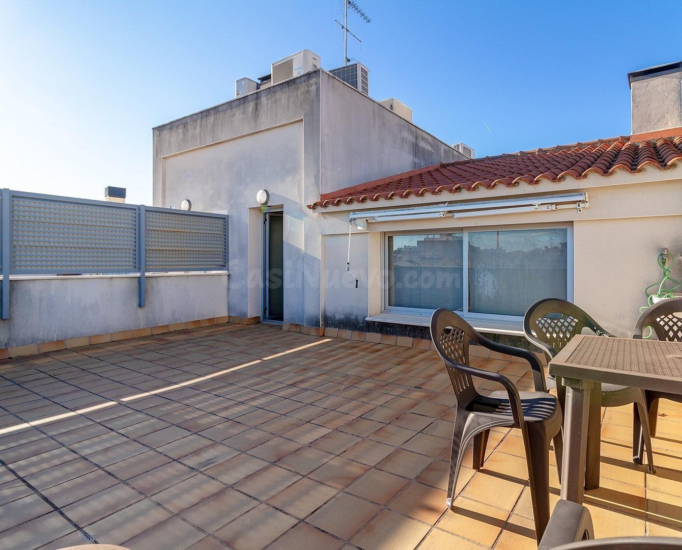 Ático dúplex ¡Oportunidad en Mataró! - foto 2