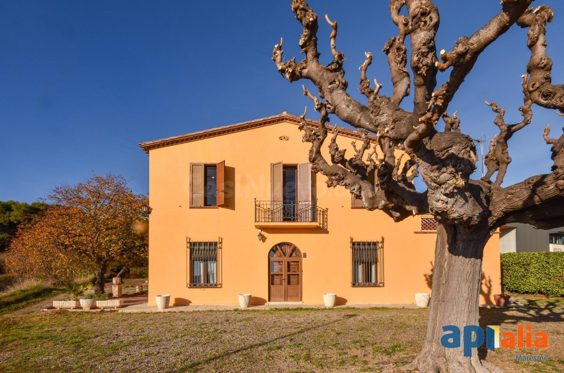 Majestuosa masía catalana en SANT ANDREU DE LLAVANERES - foto 4
