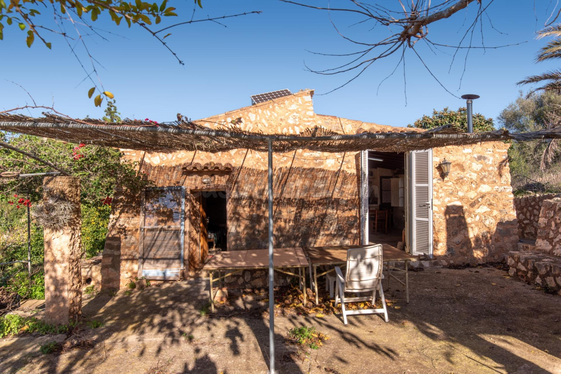Terreno con casita entre Calas de Mallorca y Cala Murada - foto 3