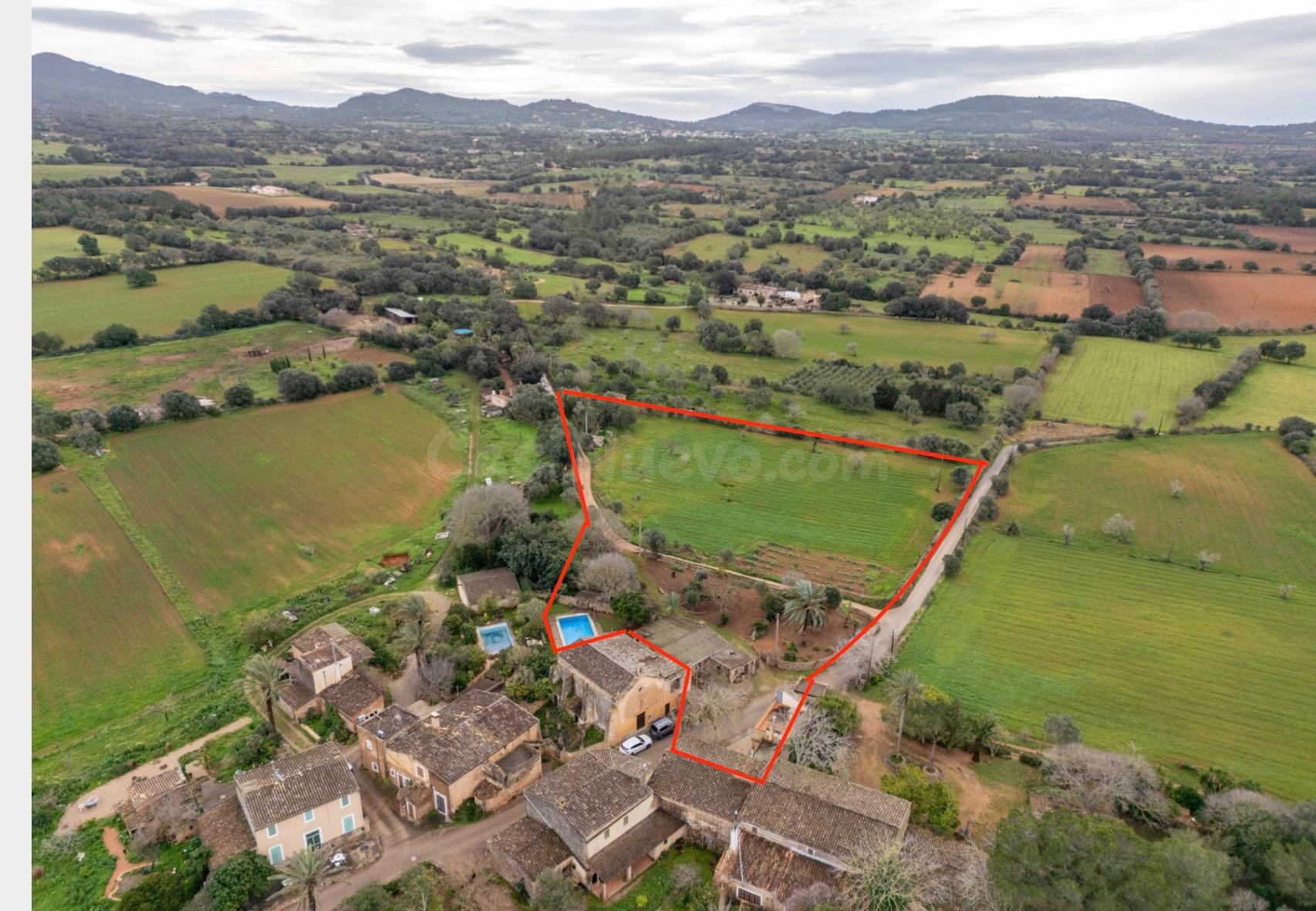 Finca rústica con terreno y piscina en Son Negre – Felanitx - foto 3
