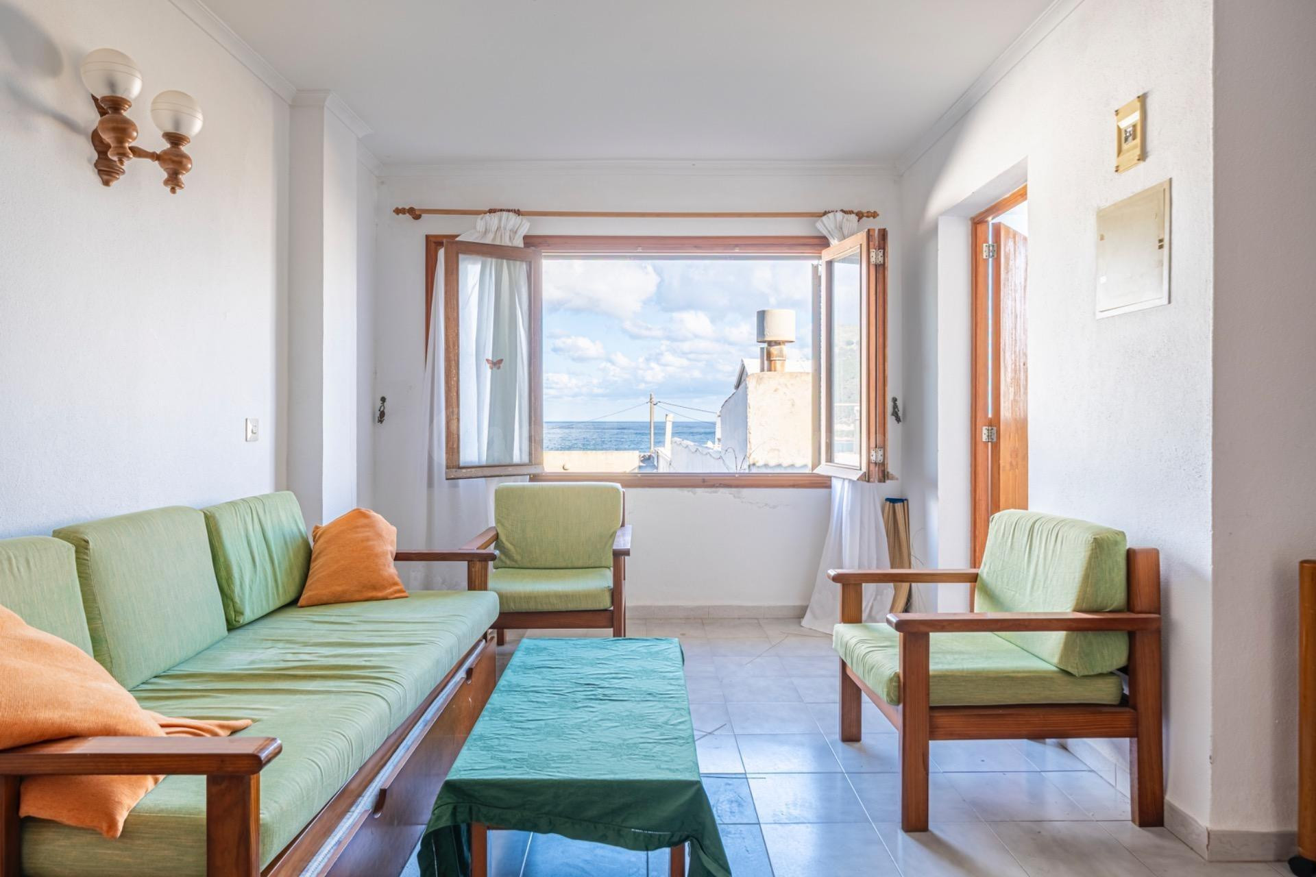 Apartamento con dos locales con vistas al mar