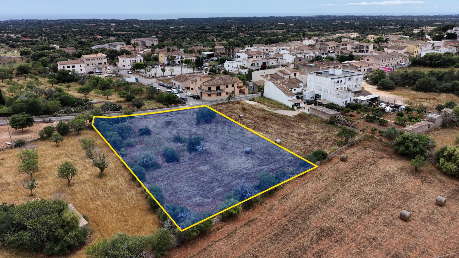 TERRENO URBANO EN SANTANYI - INVERSORES - foto 2