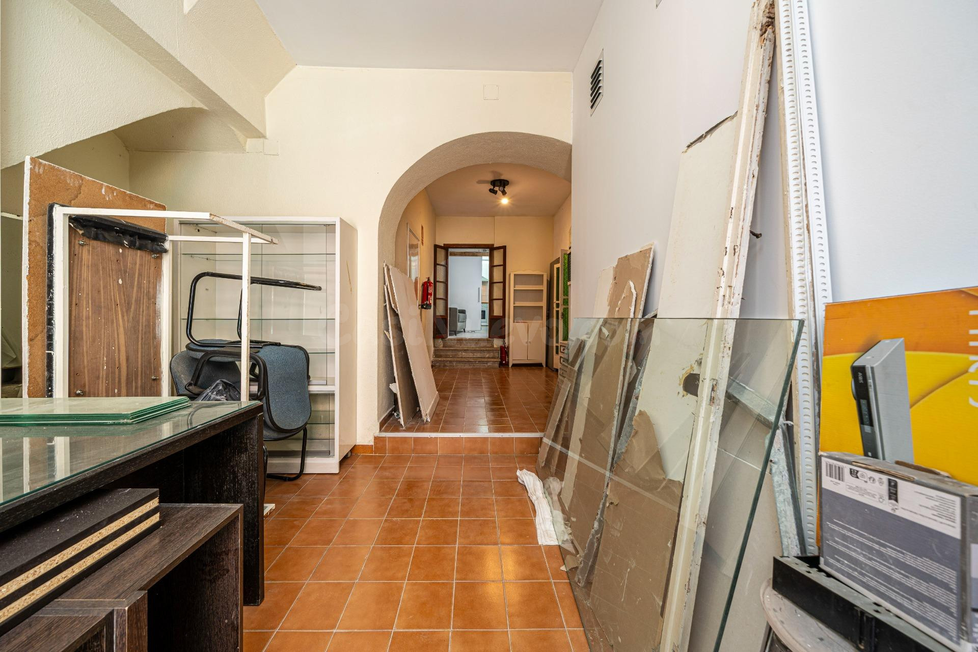 Local Comercial en el centro de Manacor con posibilidad de C - foto 4
