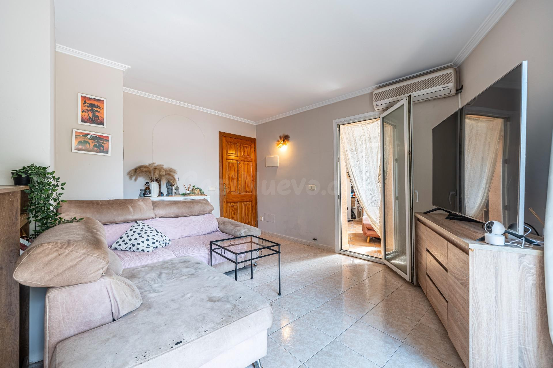 Vivienda de dos pisos en Cala Ratjada con accesos independie - foto 4