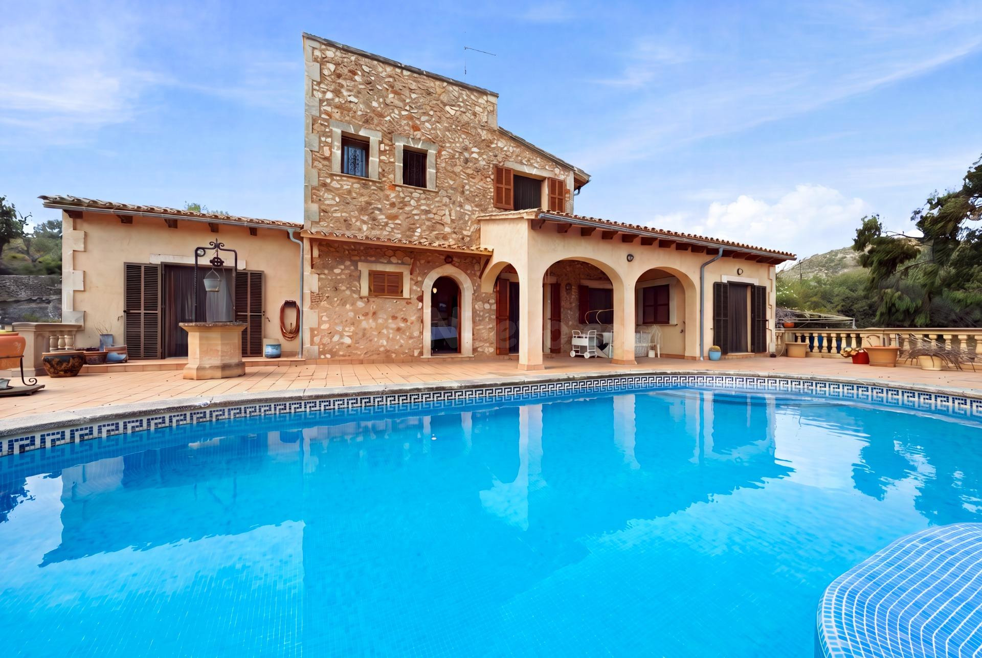CHALET CON PISCINA - foto 2