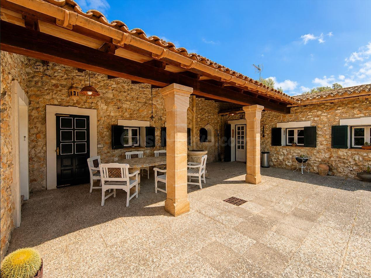 Finca rústica con pozo propio, anexos independientes y vistas a la Serra de Tramuntana en Costitx - foto 4
