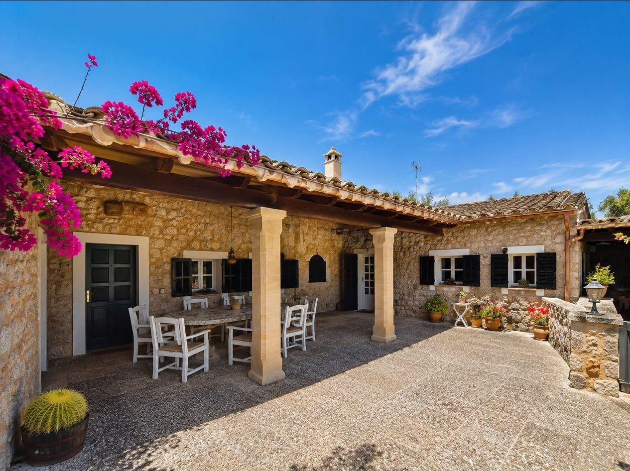 Finca rústica con pozo propio, anexos independientes y vistas a la Serra de Tramuntana en Costitx - foto 5