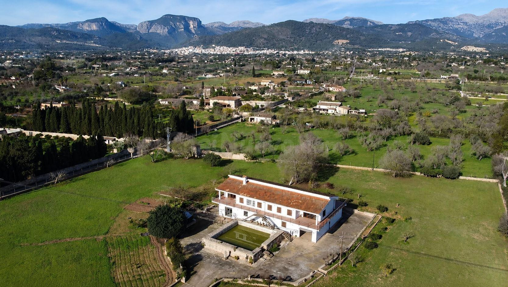 Exclusiva finca mallorquina a 1 km del centro de Inca - foto 3