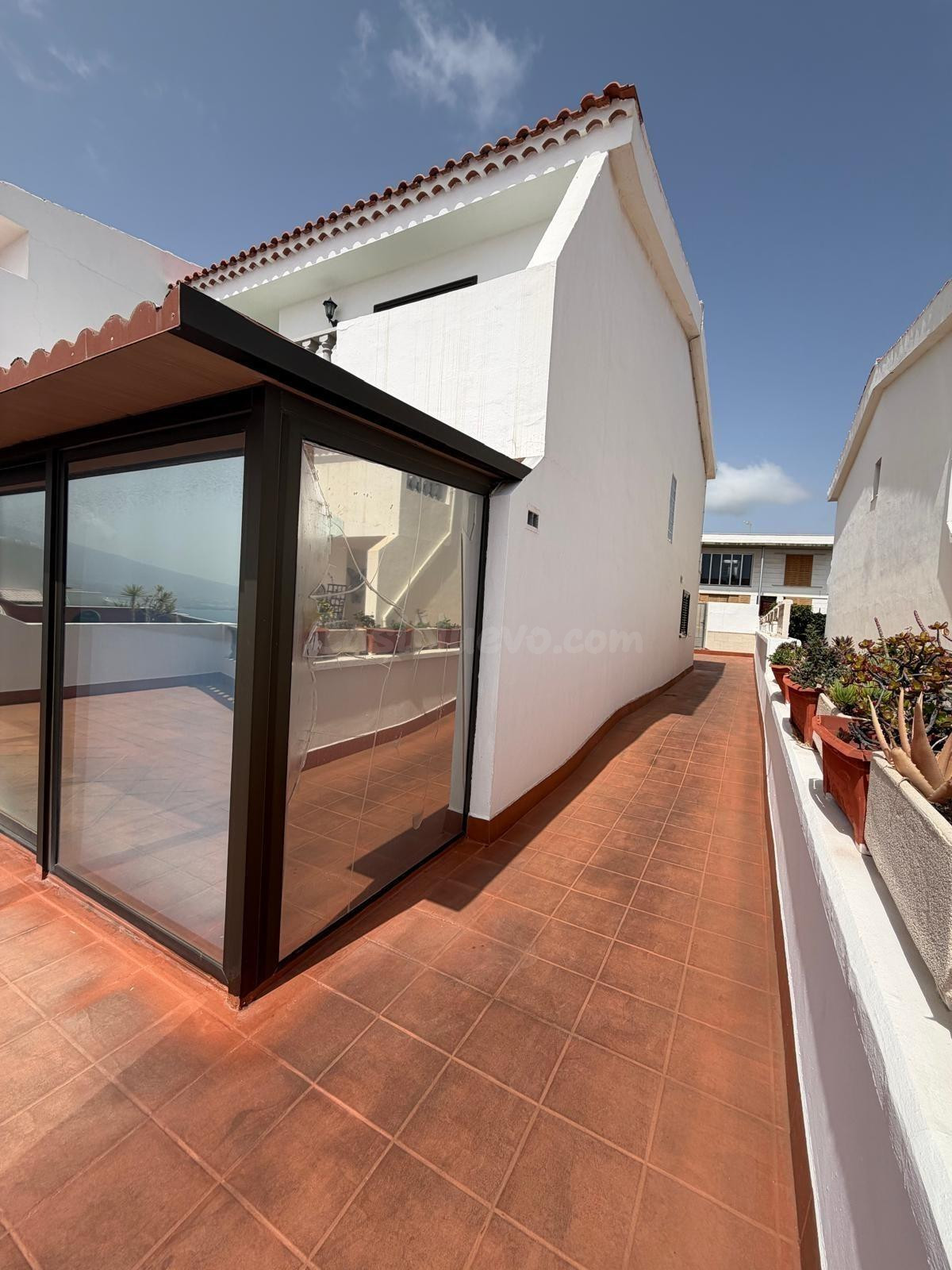 ✨ EXCLUSIVO CHALET EN RADAZUL ✨ - foto 5
