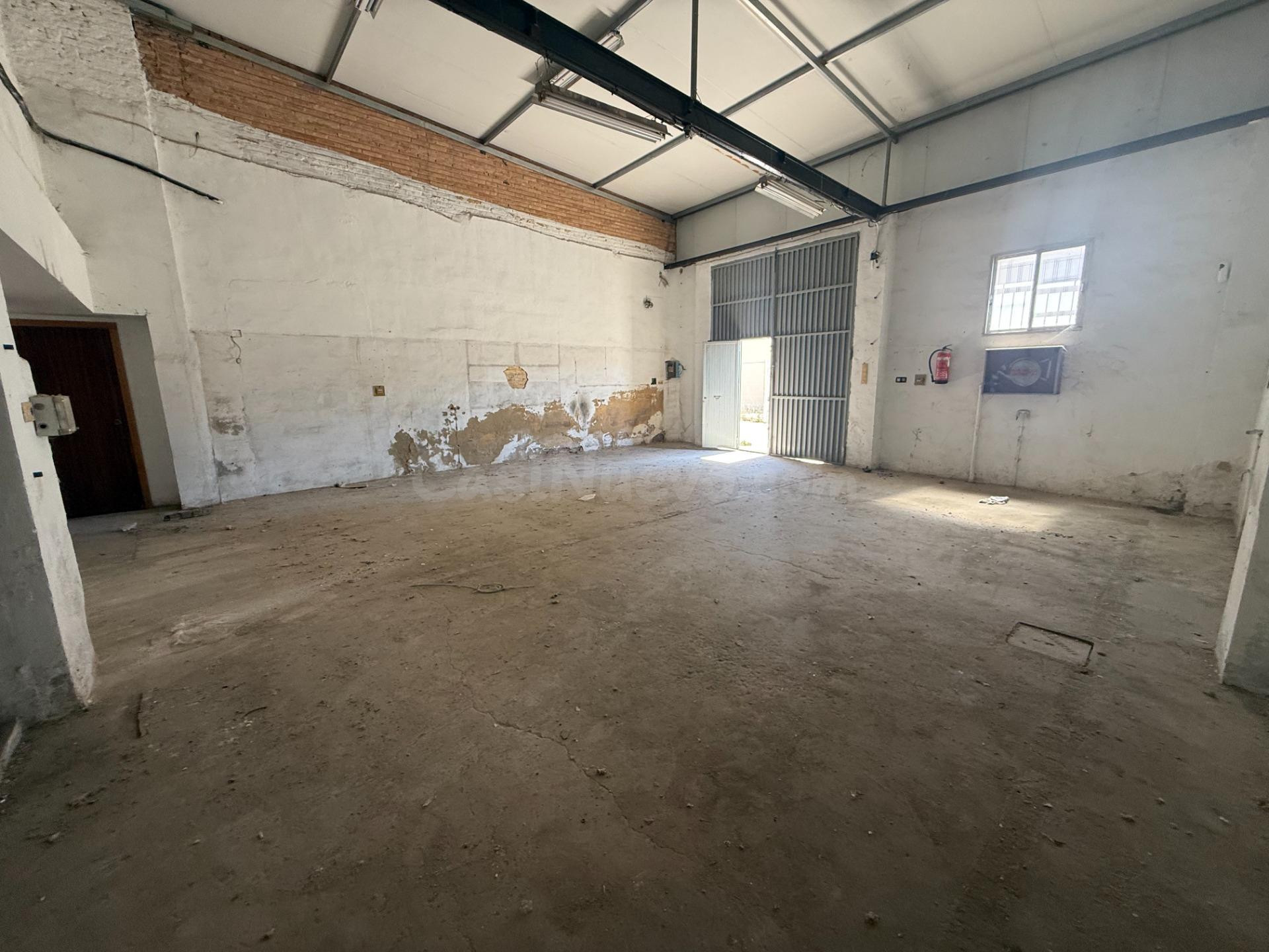 Local comercial en alquiler junto al Hospital La Nueva Fe –  - foto 3