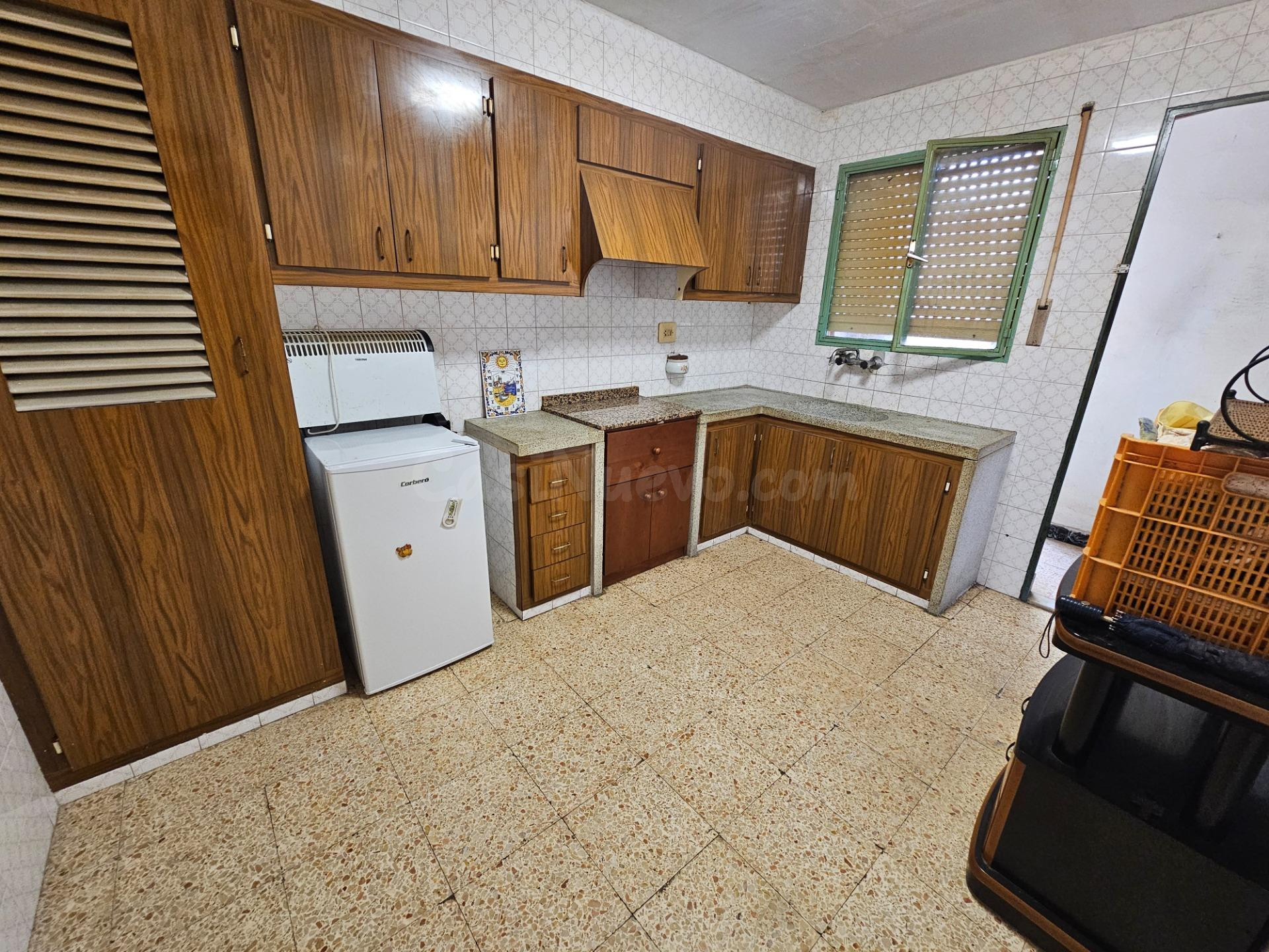 CASA INDEPENDIENTE CON GRAN POTENCIAL EN TAVERNES DE LA VALL - foto 5