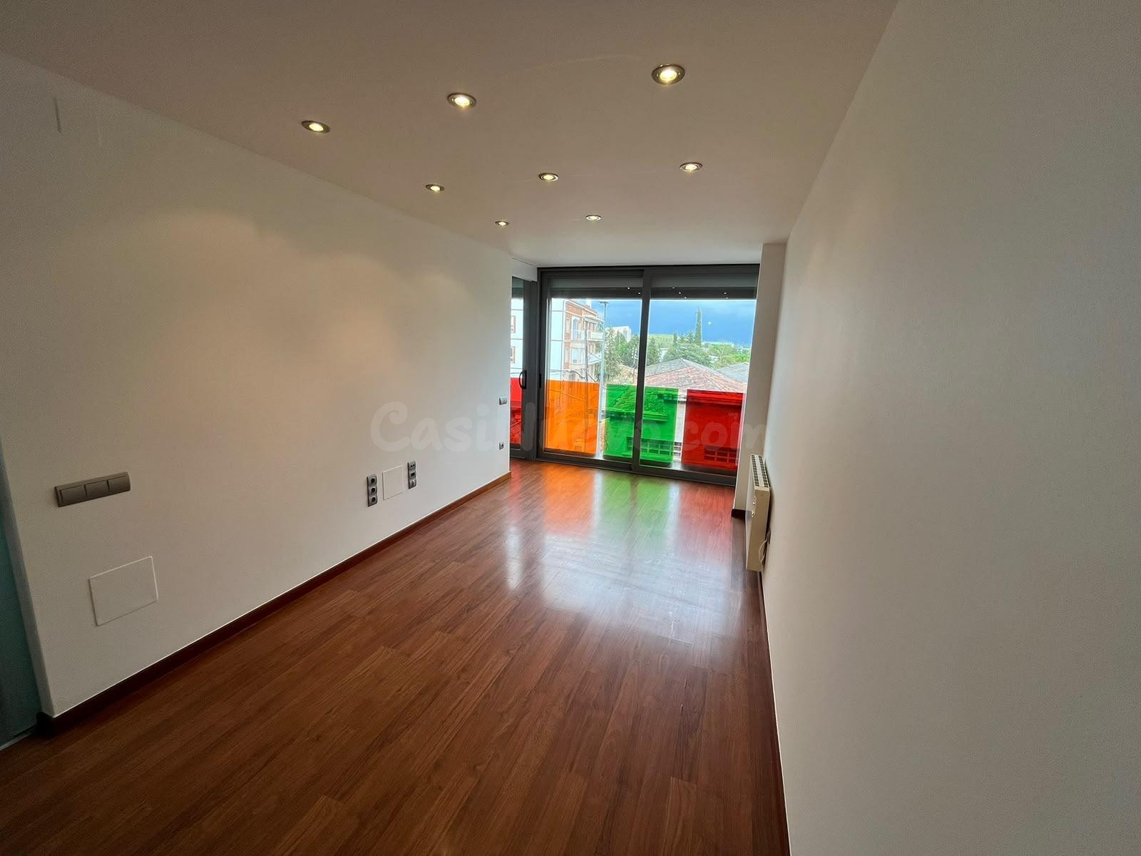 Tu hogar en Santpedor. Piso de 2 habitacions y parking Inclu - foto 3
