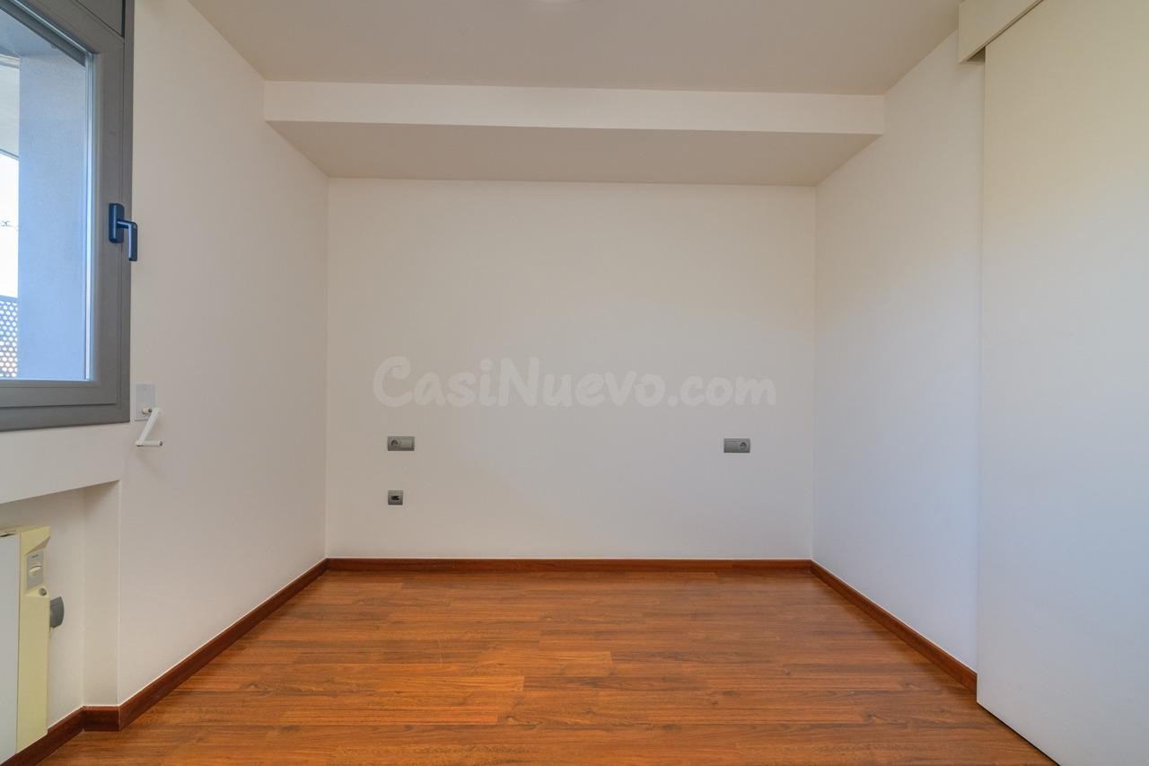Tu hogar en Santpedor. Piso de 2 habitacions y parking Inclu - foto 4