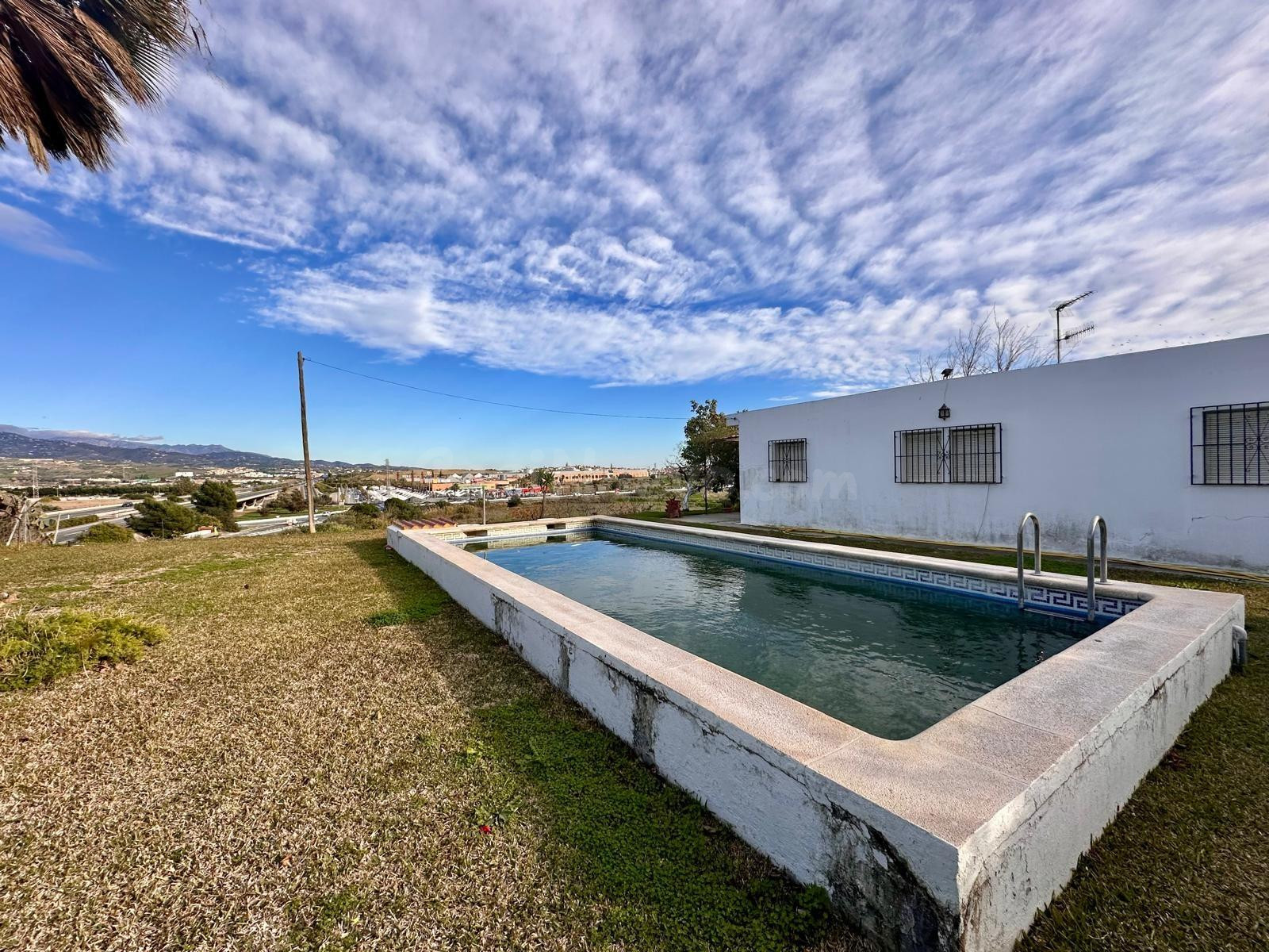 Tu oasis de libertad en Torre del Mar: Privacidad absoluta a - foto 2