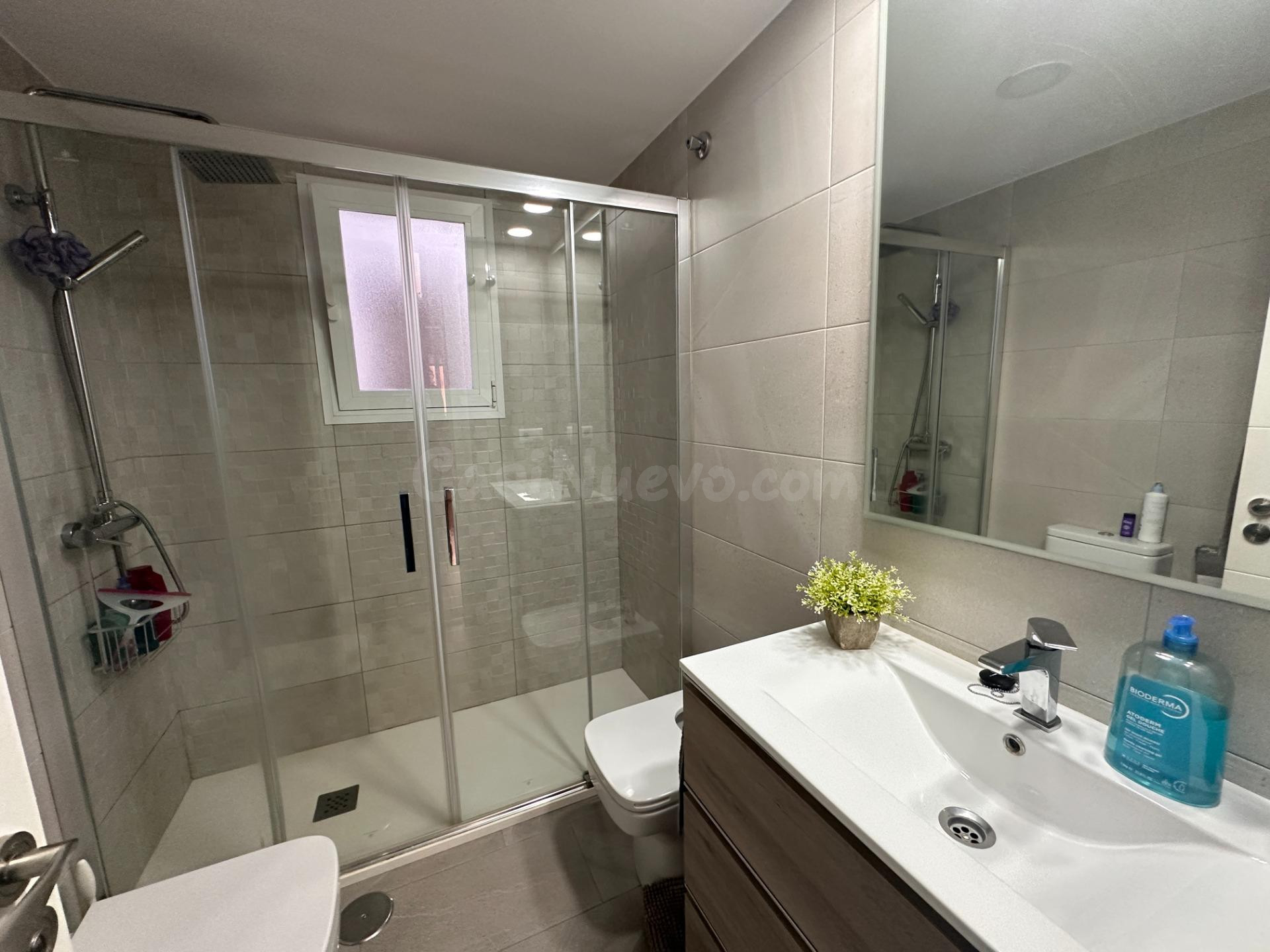 Luz, diseño de 2018 y ubicación estratégica: Piso reformado  - foto 5