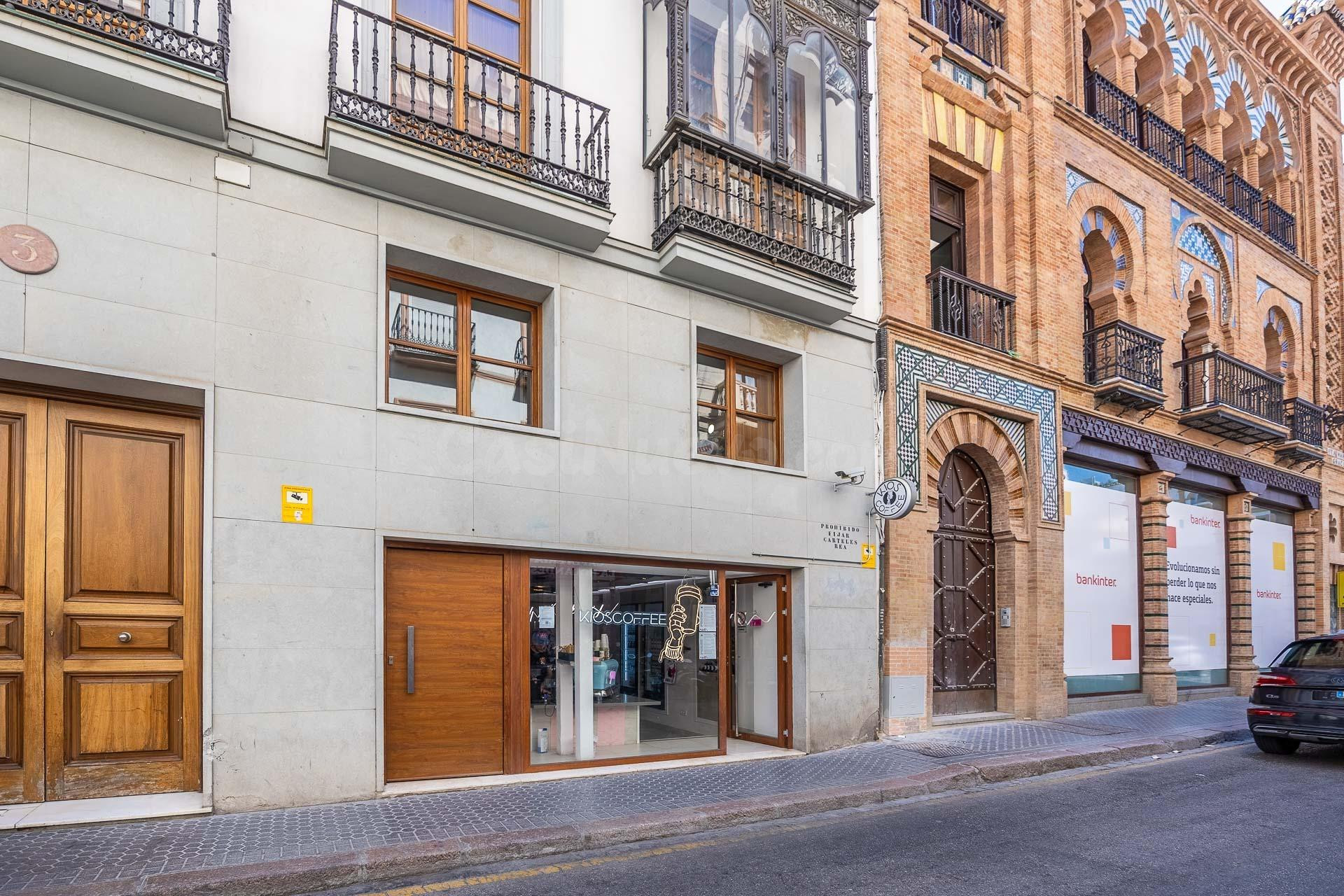 EXCLUSIVIDAD Y DISTINCIÓN EN EL CORAZÓN HISTÓRICO DE SEVILLA - foto 2