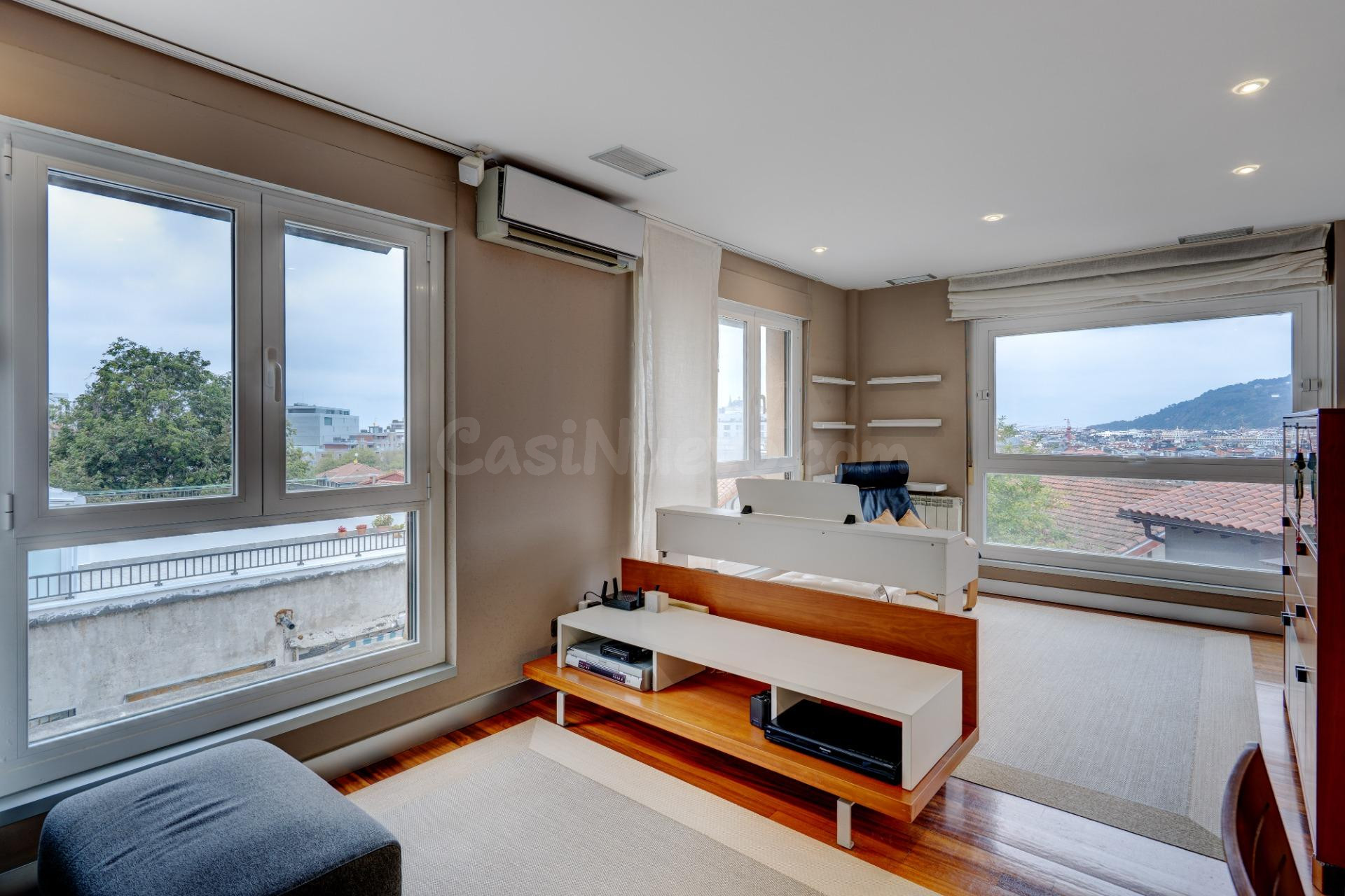 Amplio  Piso en Amara Zaharra San Roque, Donostia - San Seba - foto 2